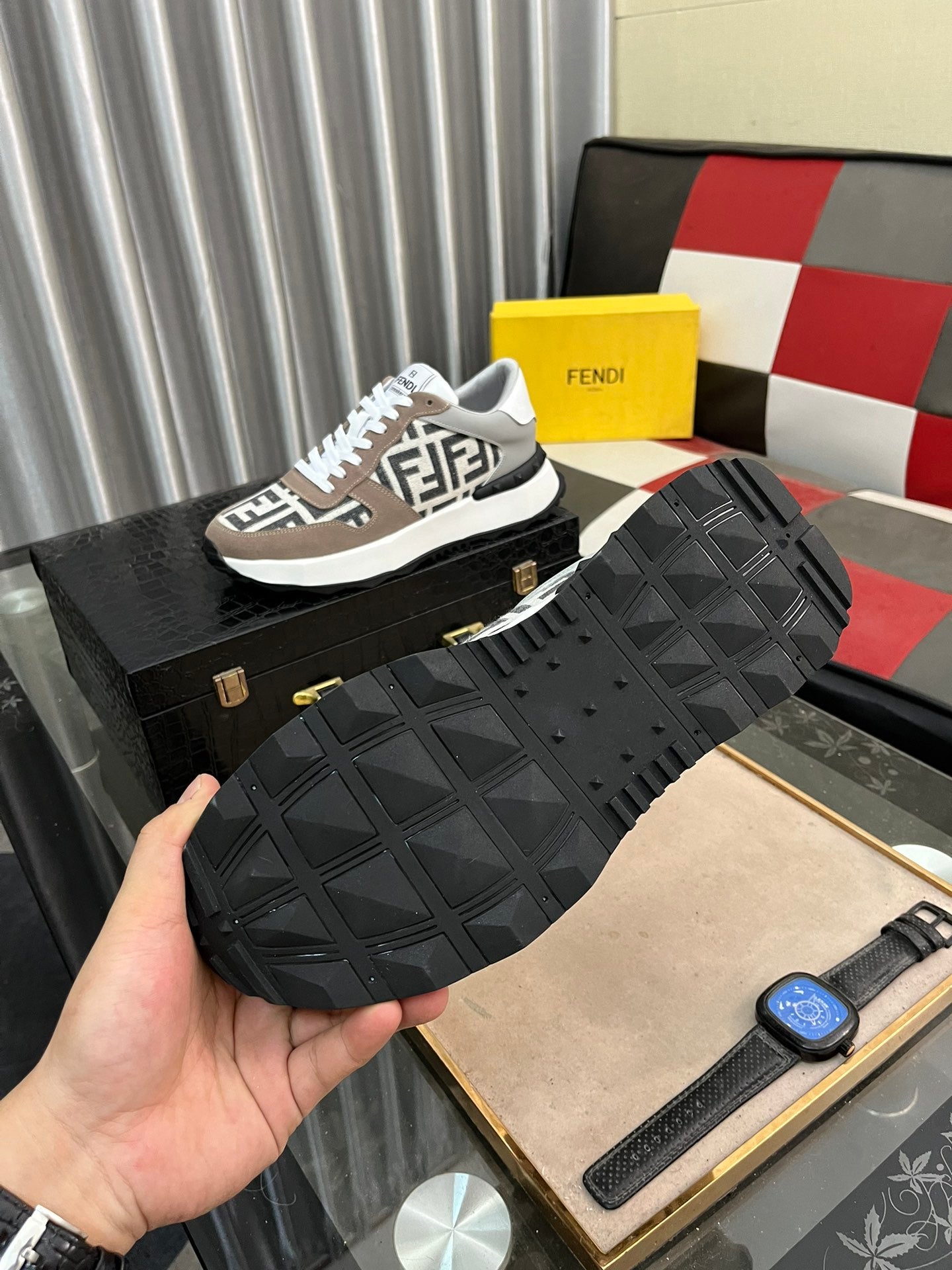 FENDI sneakers 182