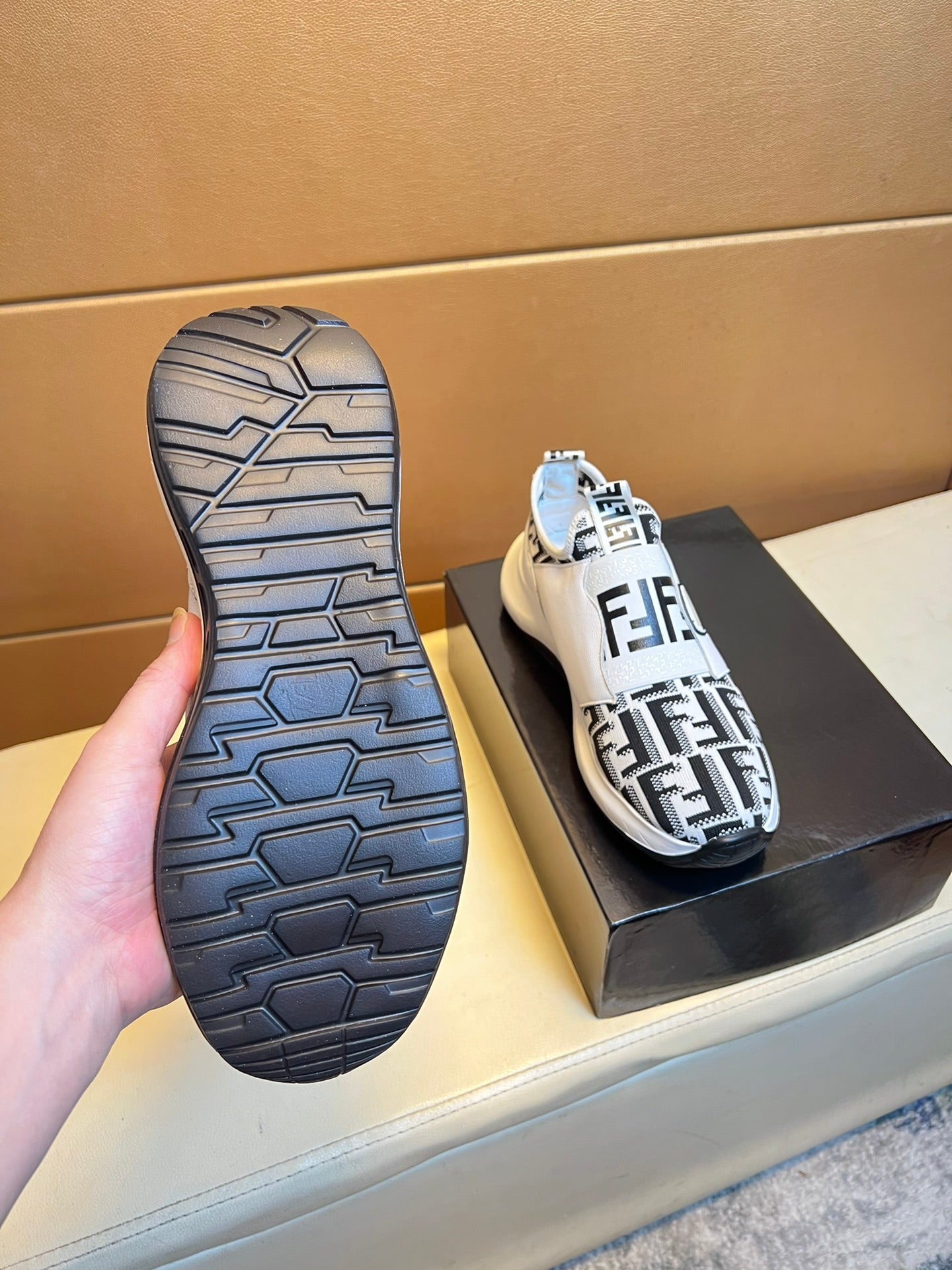 FENDI sneakers 184