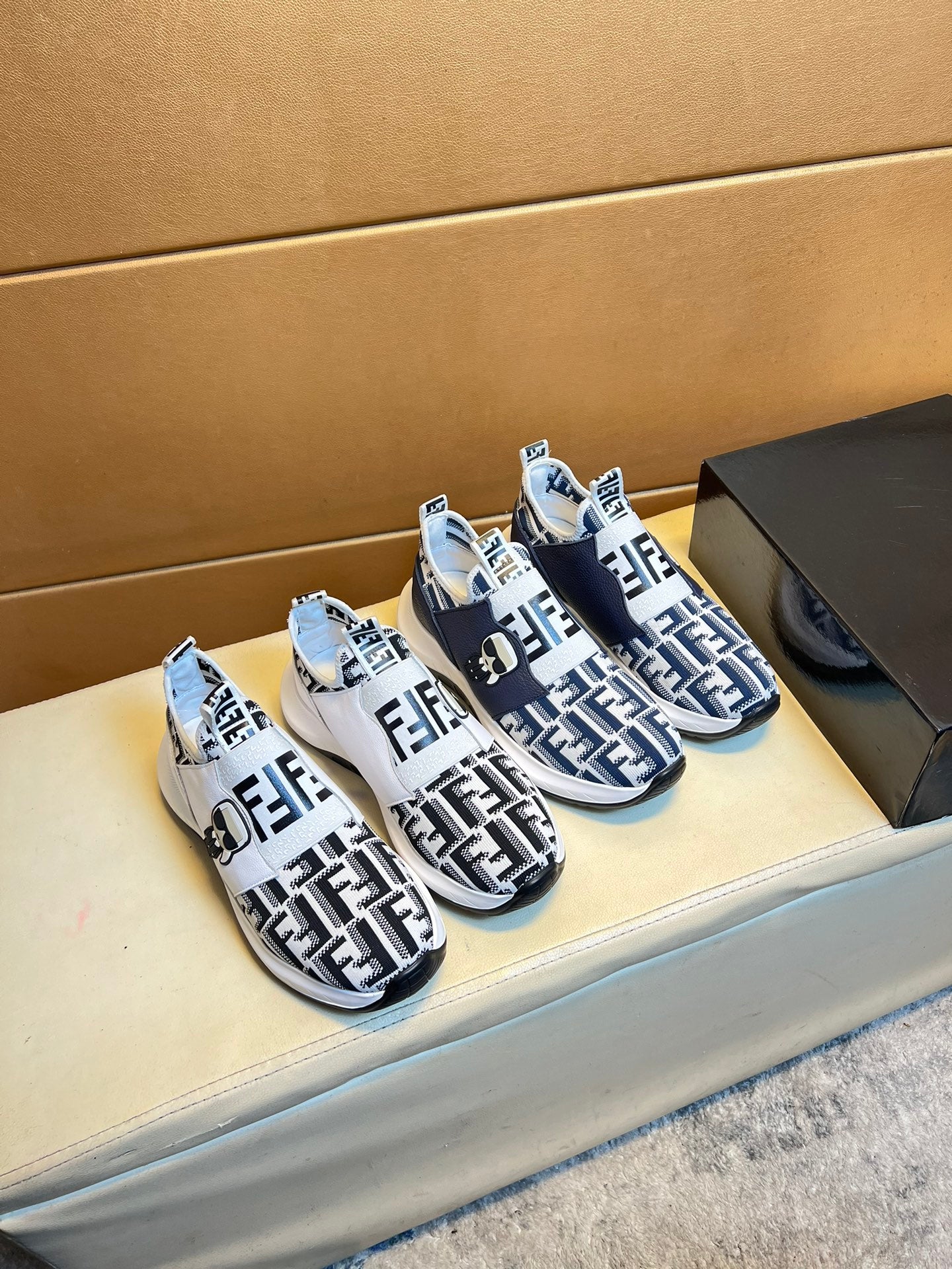FENDI sneakers 184