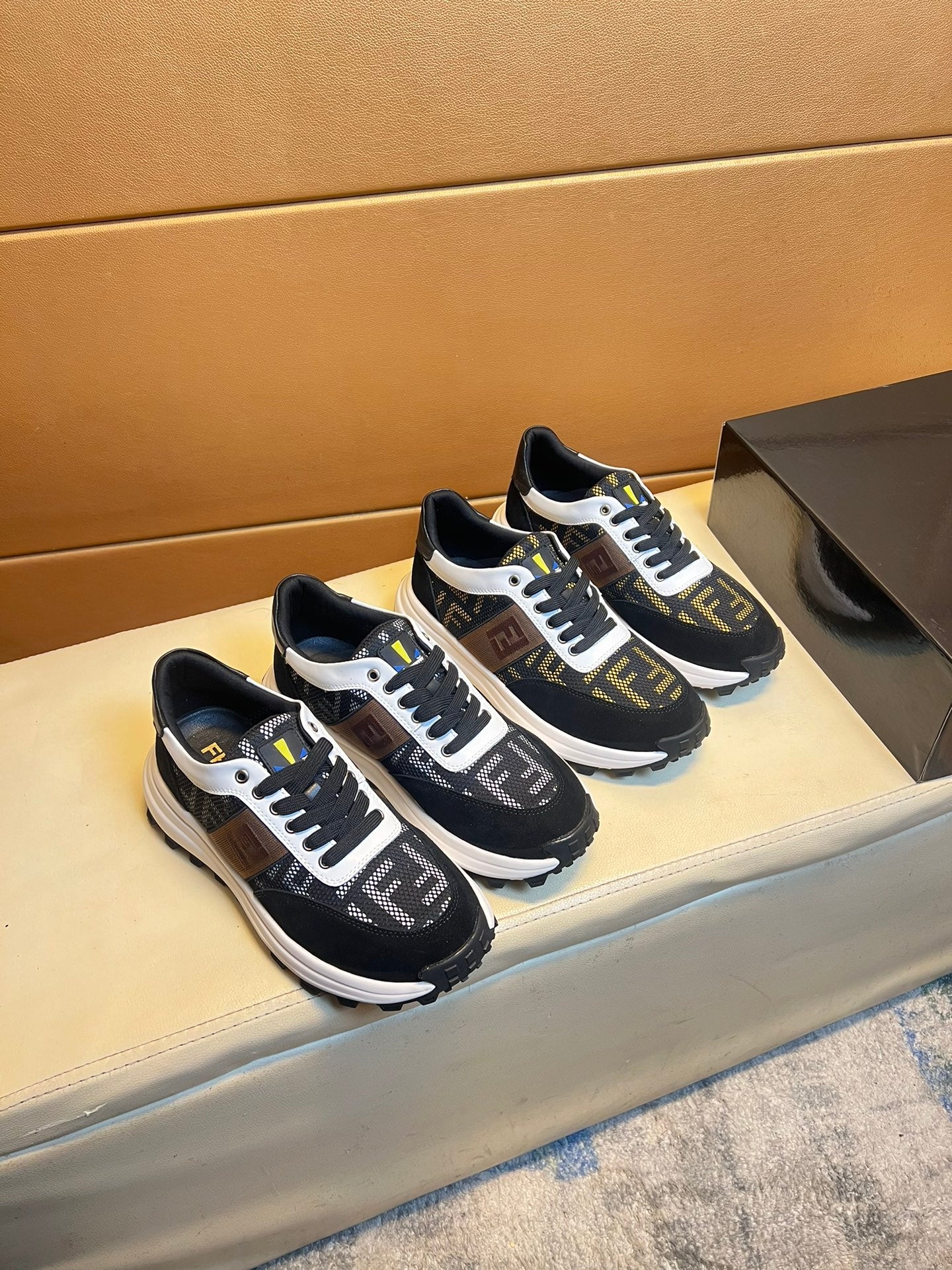 FENDI sneakers 186