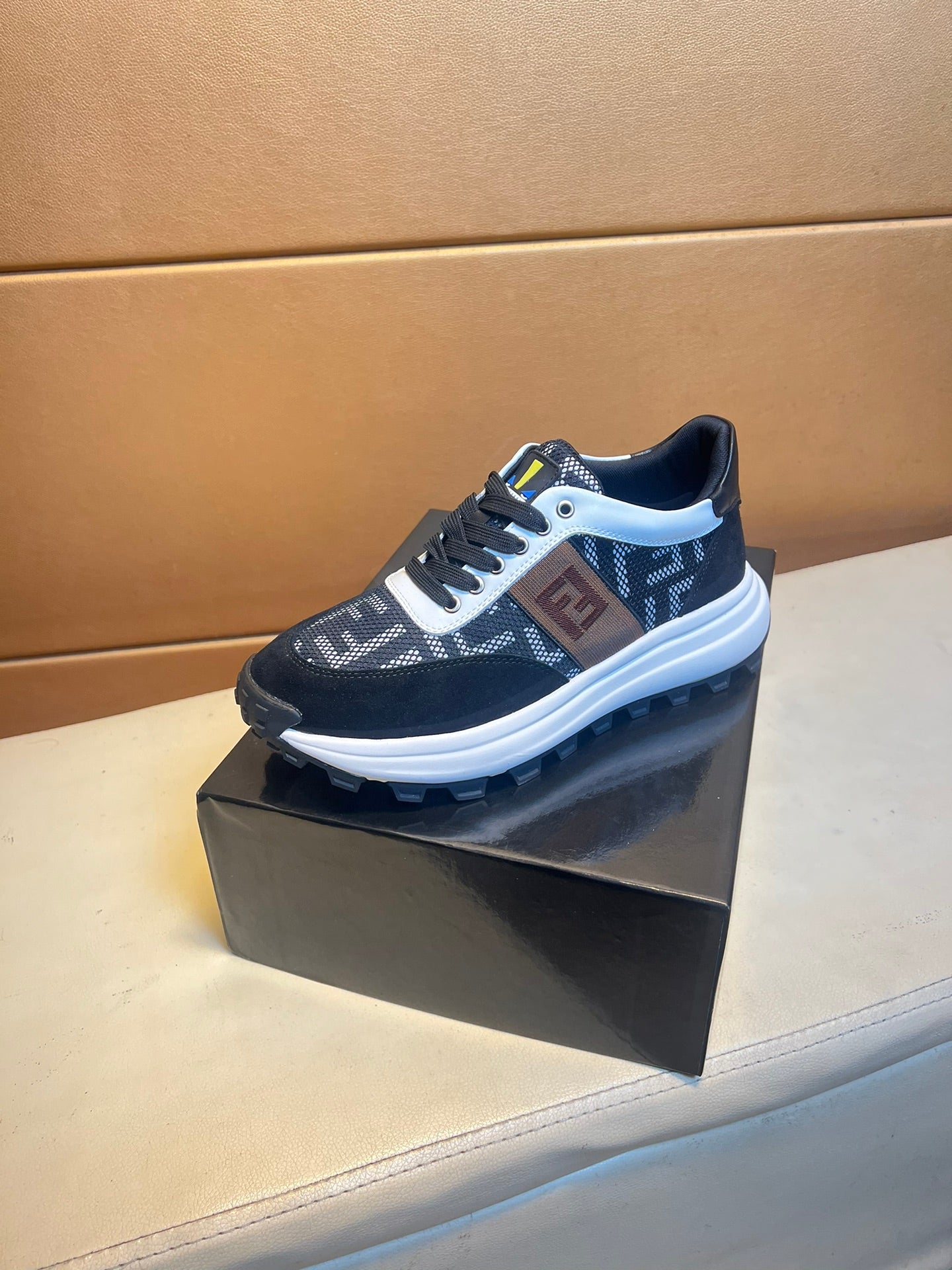 FENDI sneakers 187