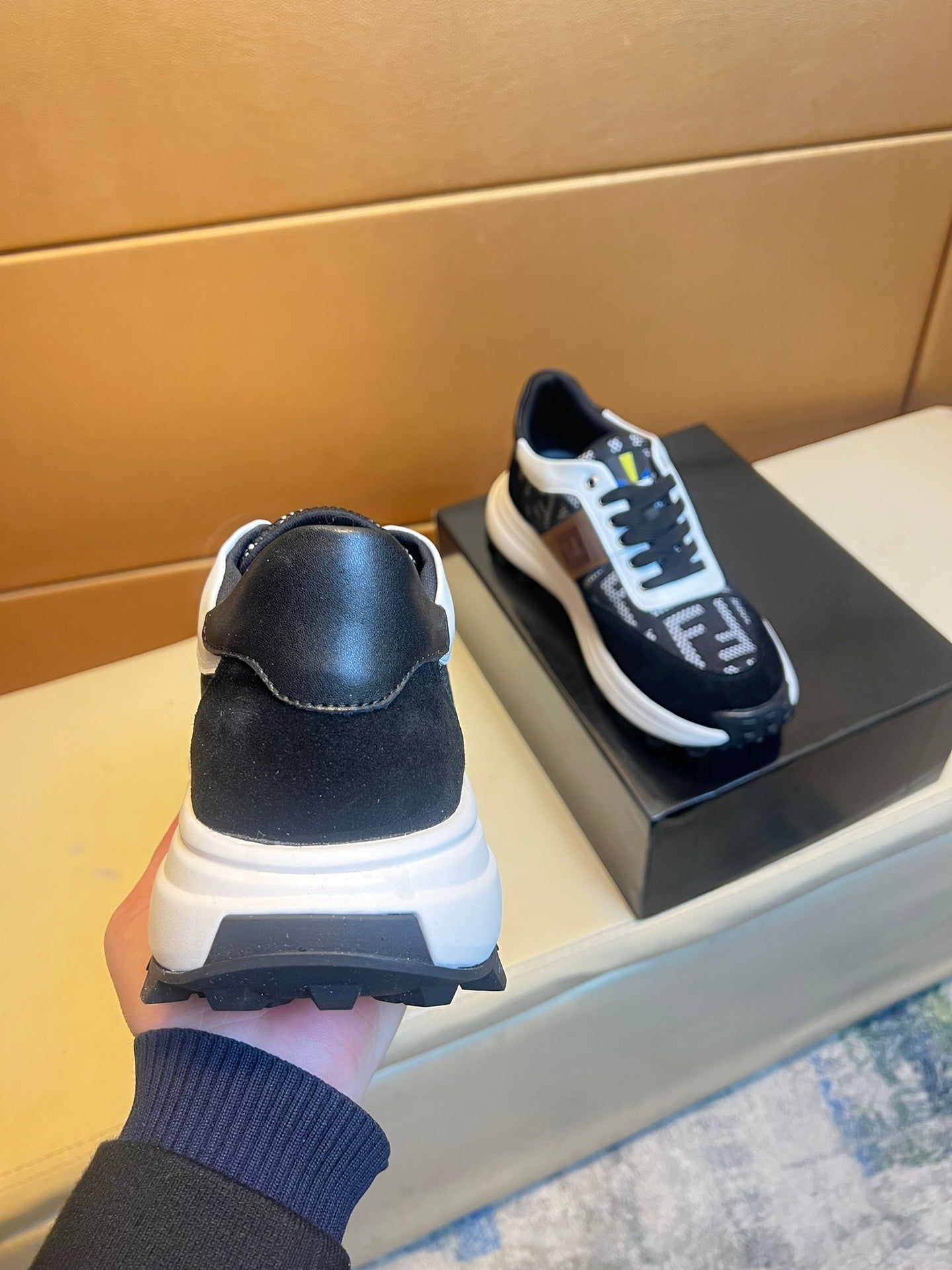 FENDI sneakers 187