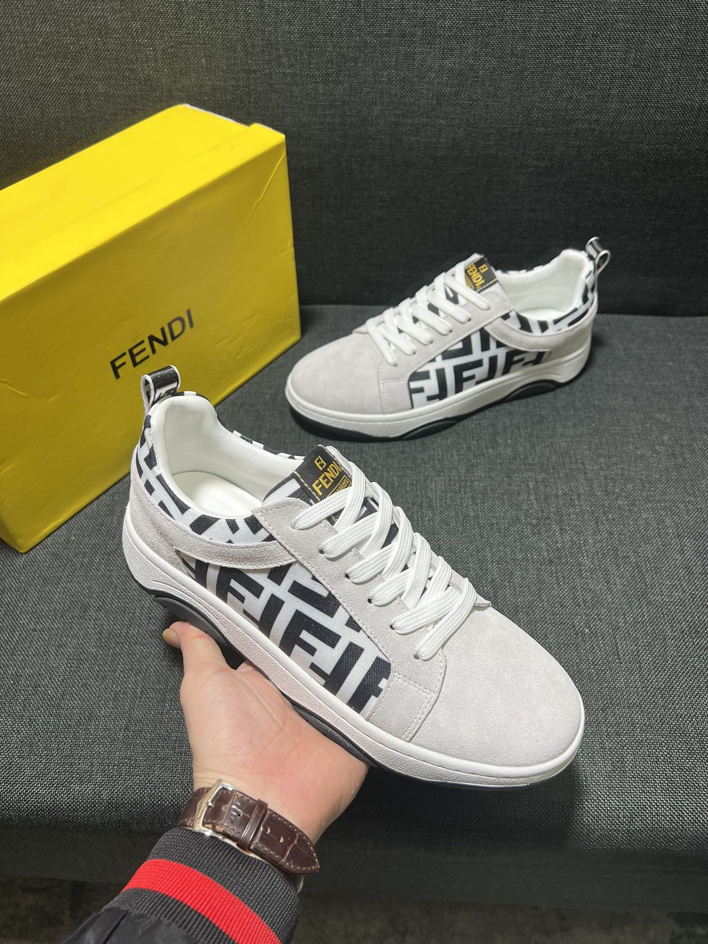FENDI sneakers 193