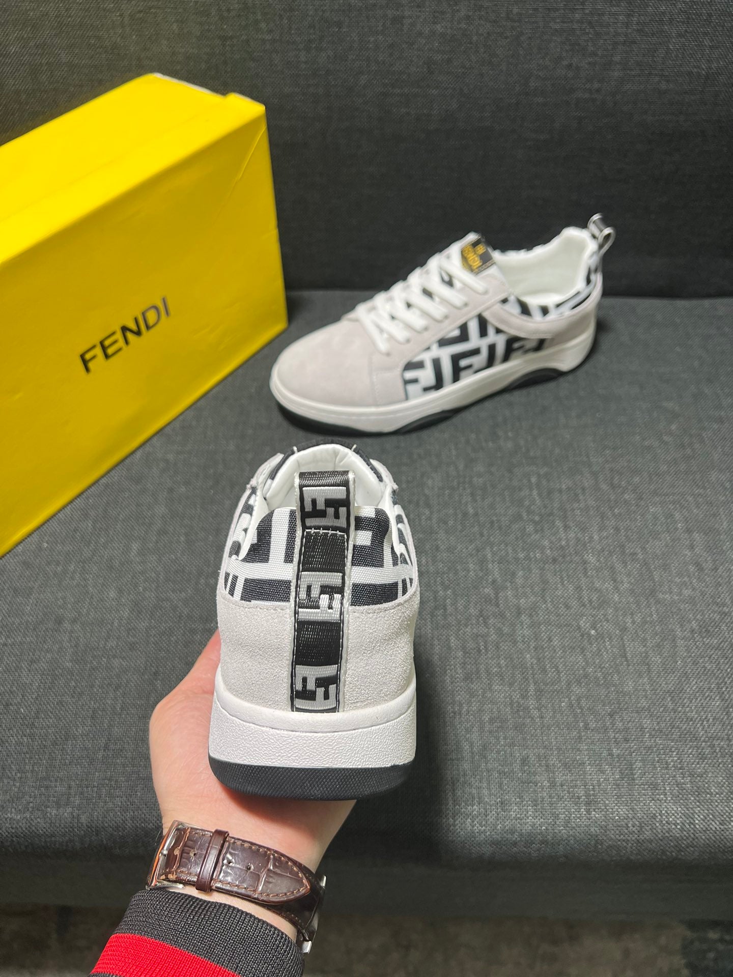 FENDI sneakers 193