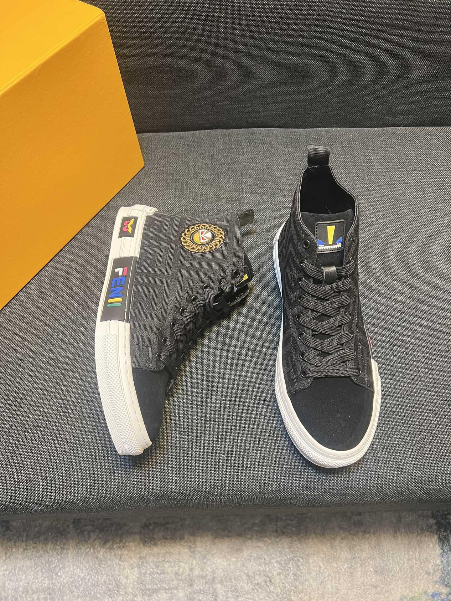 FENDI sneakers 195