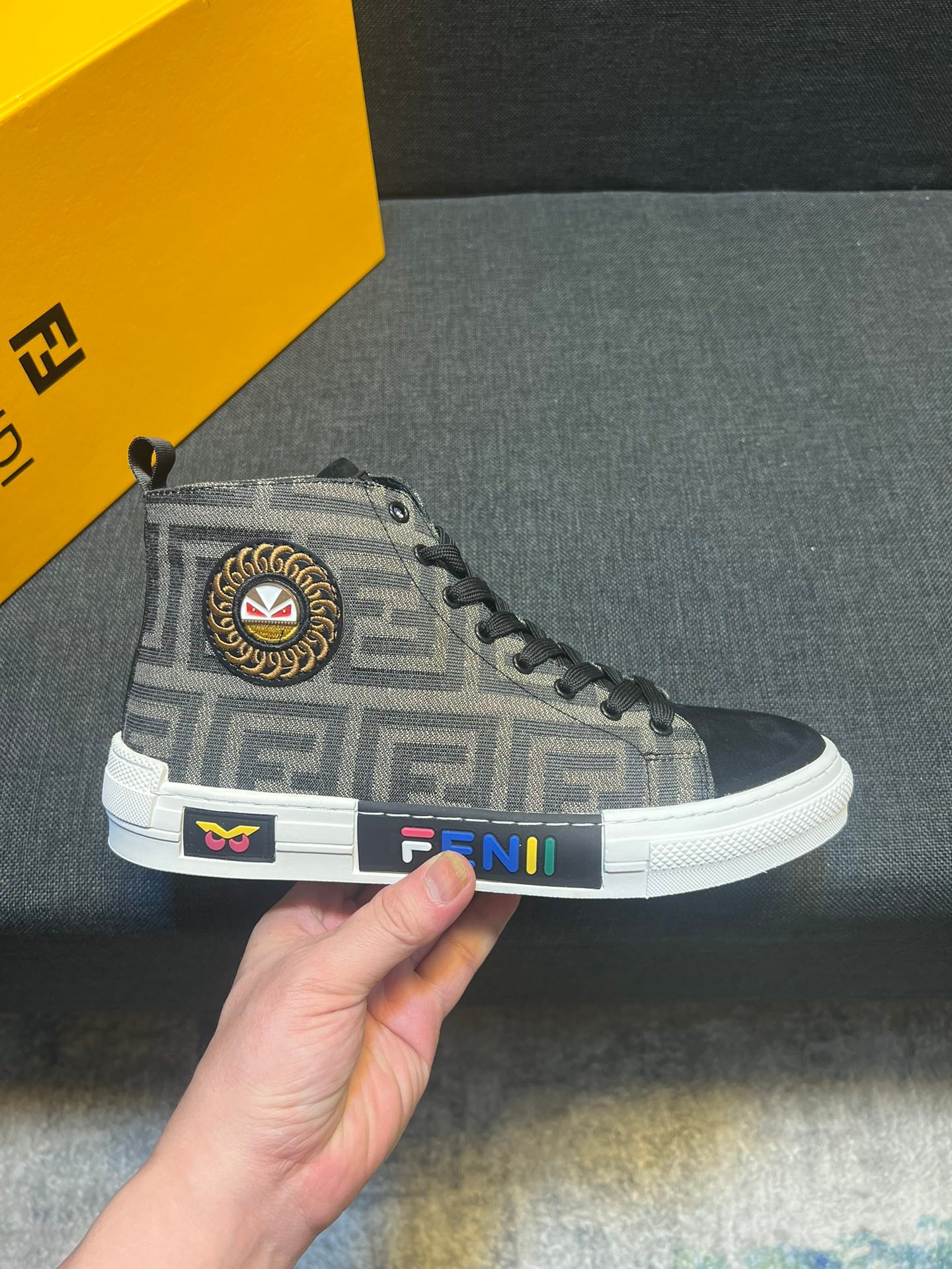 FENDI sneakers 196