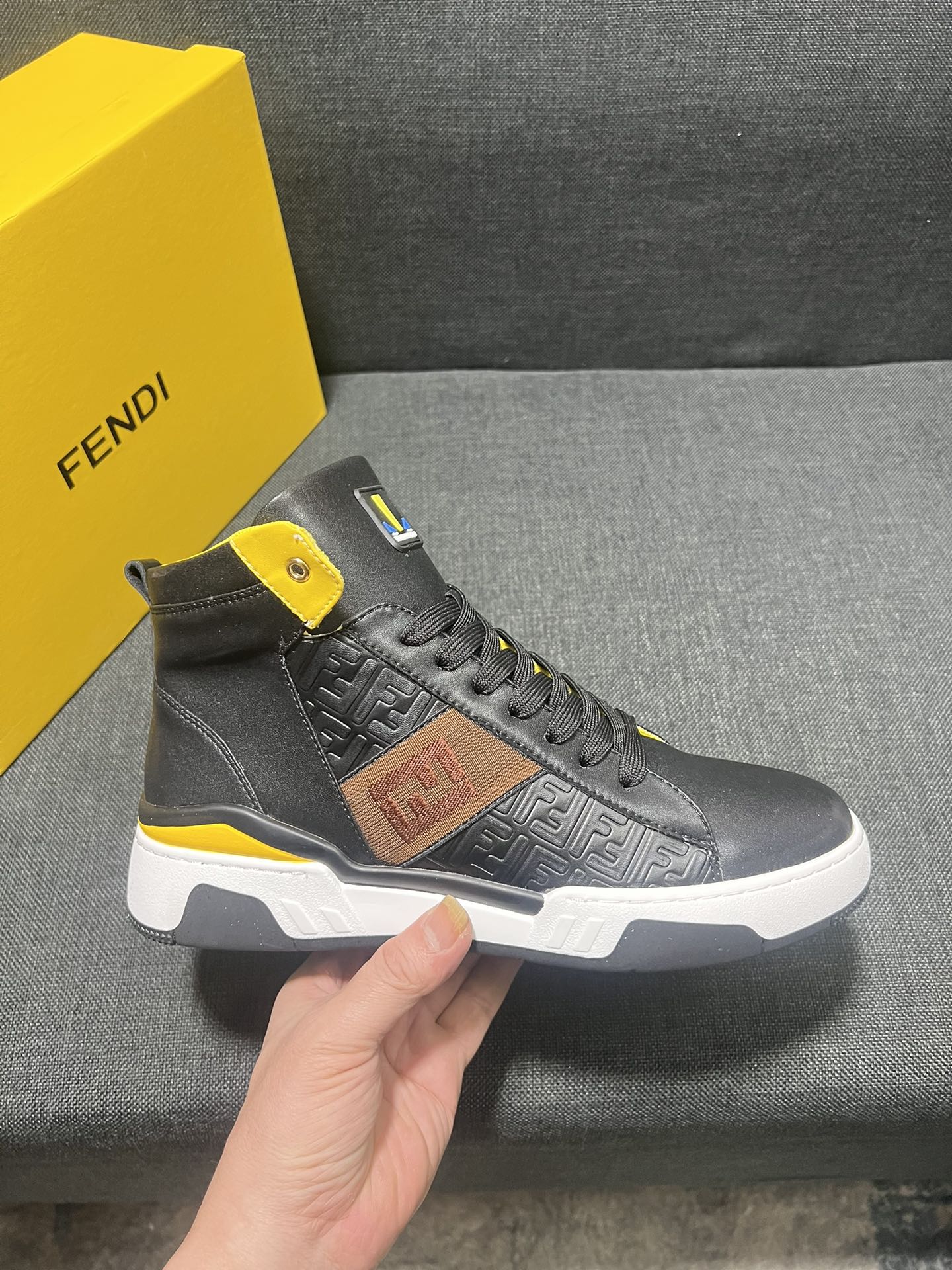 FENDI sneakers 197