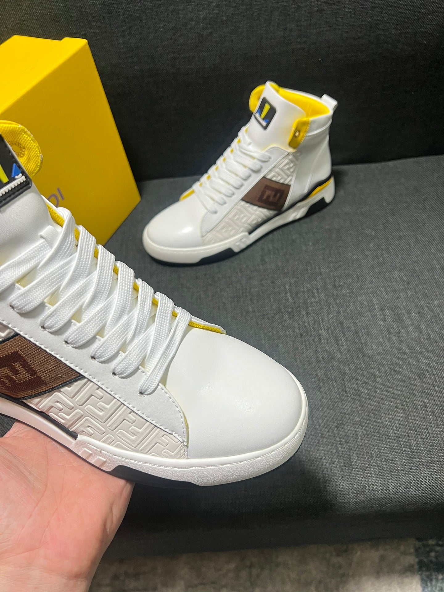 FENDI sneakers 198