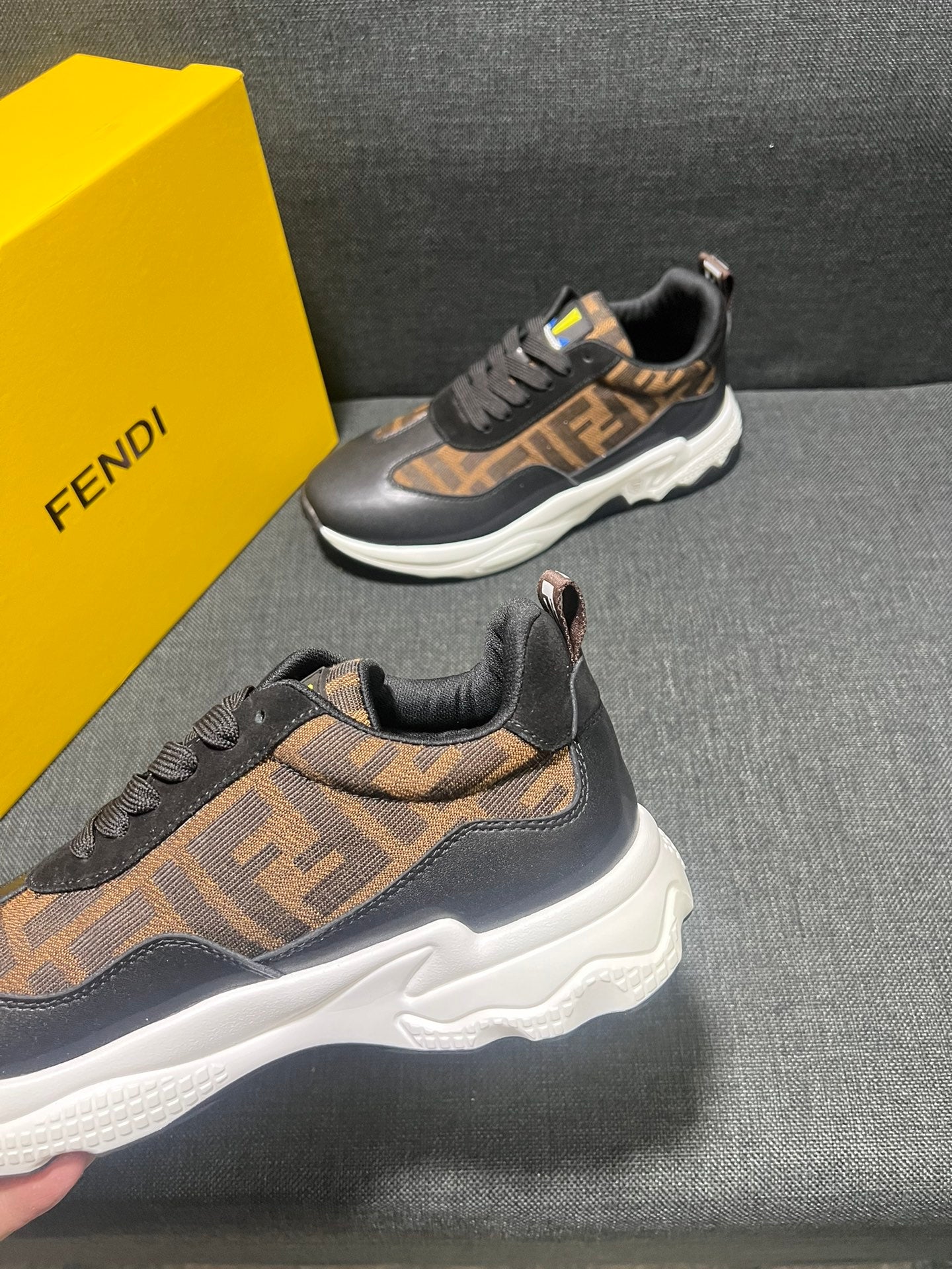 FENDI sneakers 199