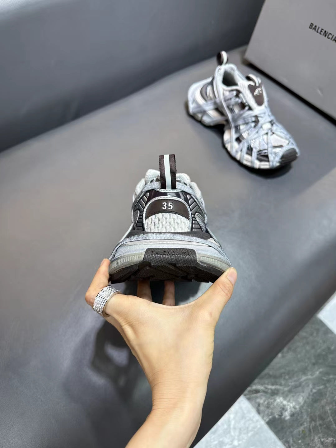 Balenciaga sneakers 182