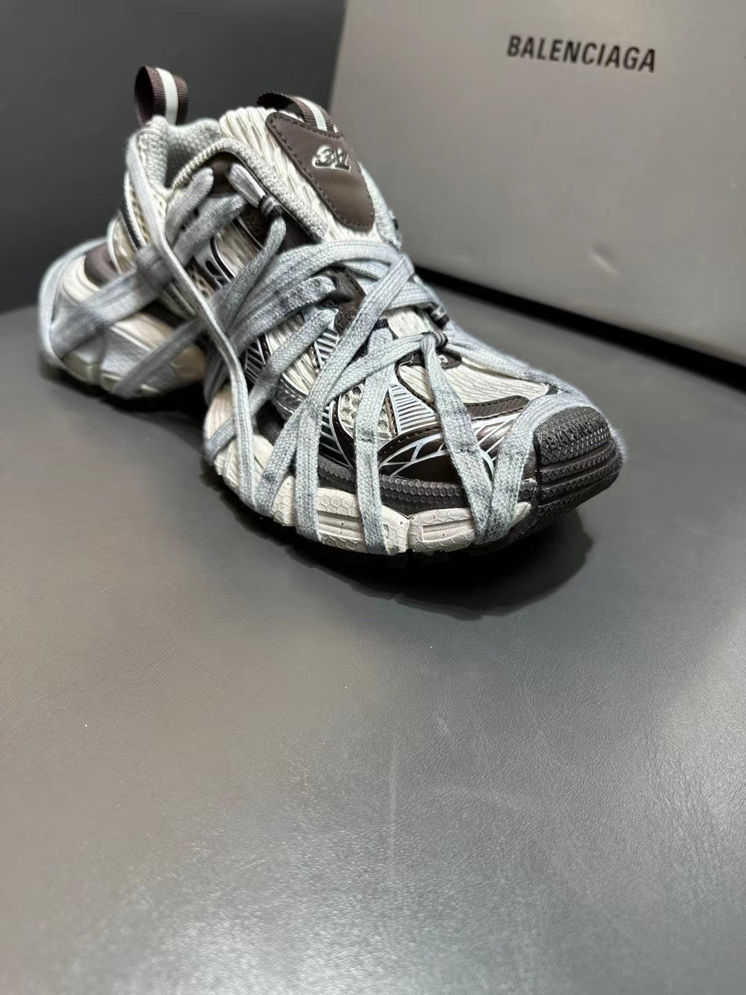 Balenciaga sneakers 182