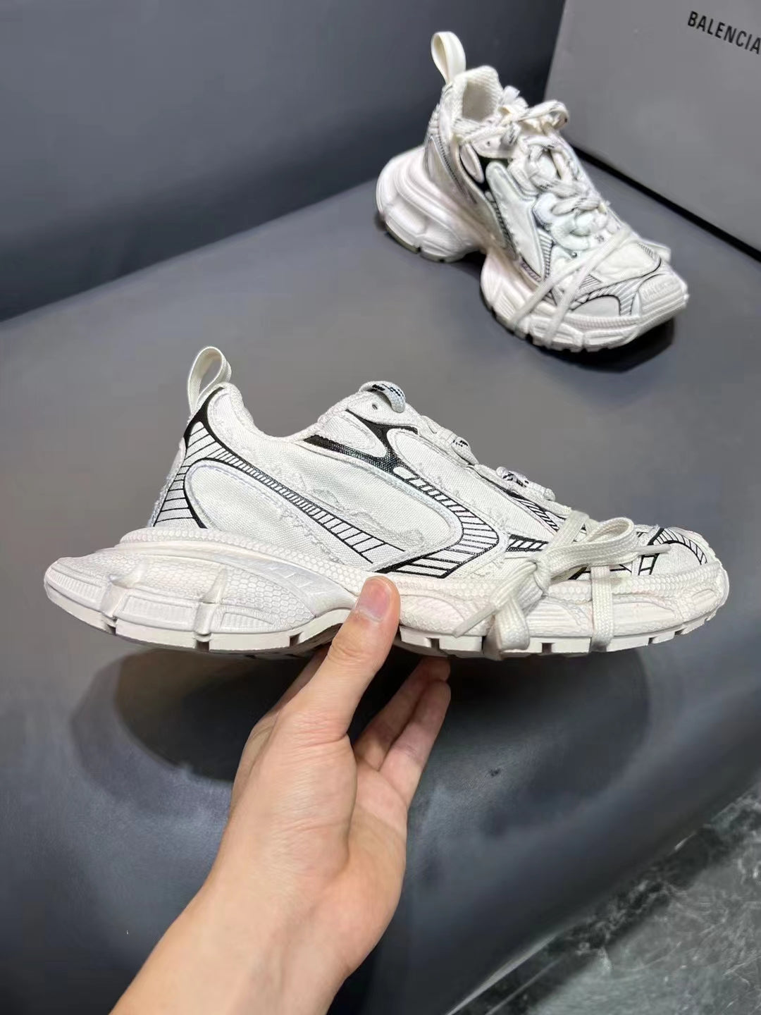 Balenciaga sneakers 185