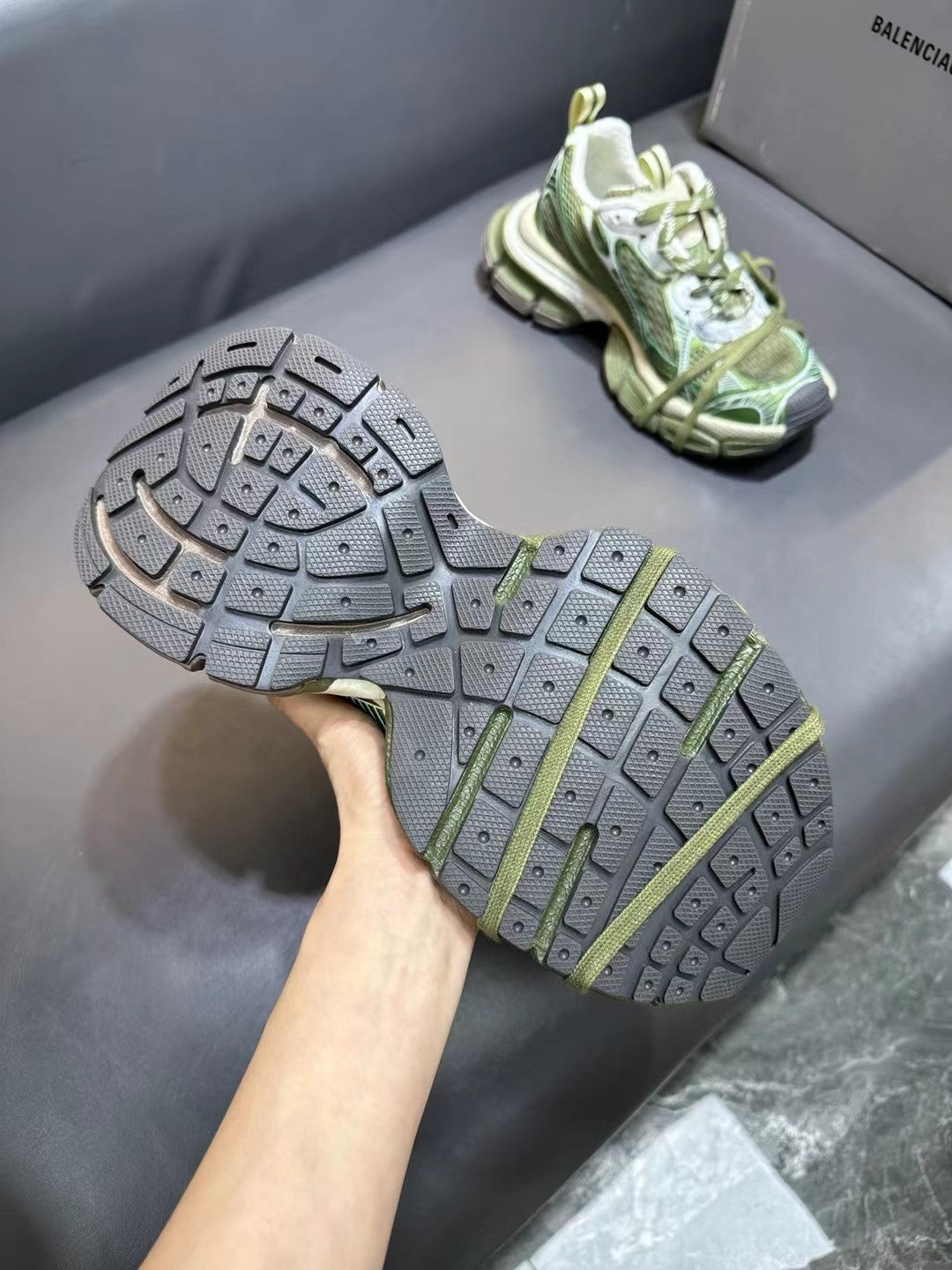 Balenciaga sneakers 187