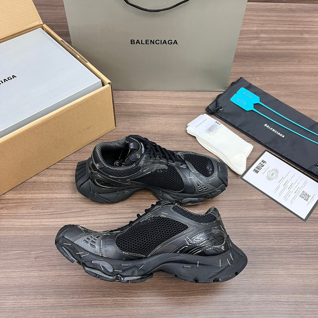 Balenciaga sneakers 194