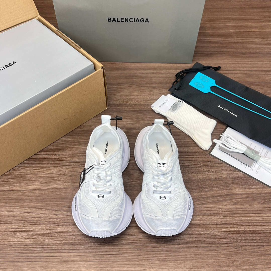 Balenciaga sneakers 196