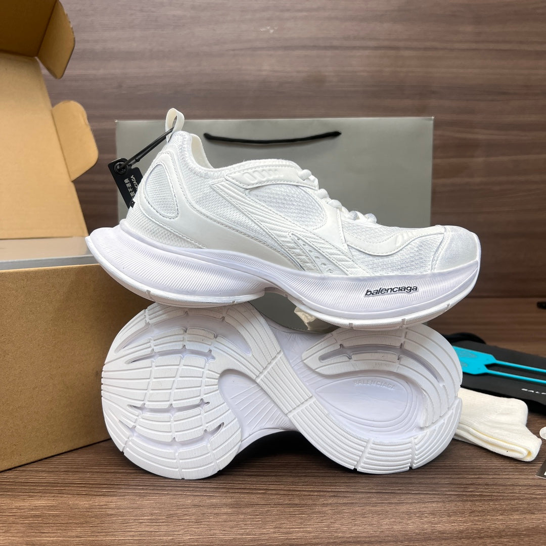 Balenciaga sneakers 196