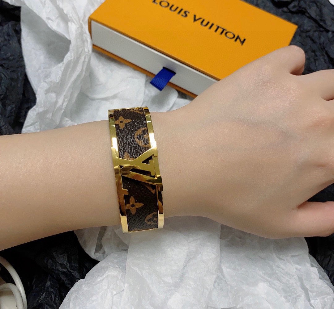 Louis Vuitton Luxury Bracelet | Iconic Elegance & Boutique-Grade Quality 63