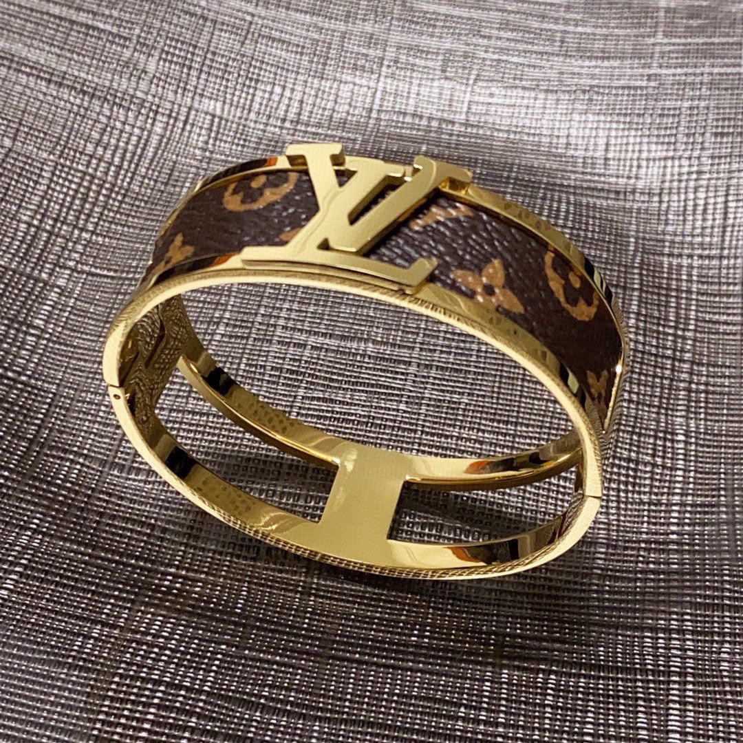 Louis Vuitton Luxury Bracelet | Iconic Elegance & Boutique-Grade Quality 63