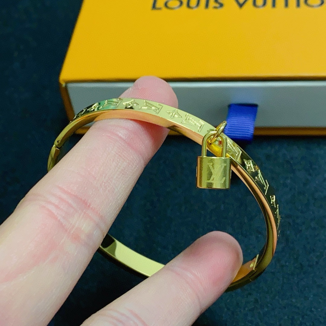 Louis Vuitton Luxury Bracelet | Iconic Elegance & Boutique-Grade Quality 70