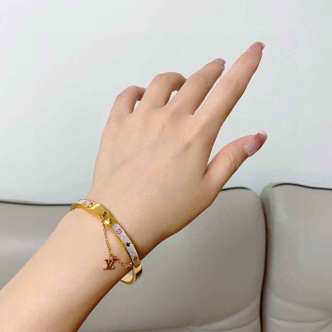 Louis Vuitton Luxury Bracelet | Iconic Elegance & Boutique-Grade Quality 77