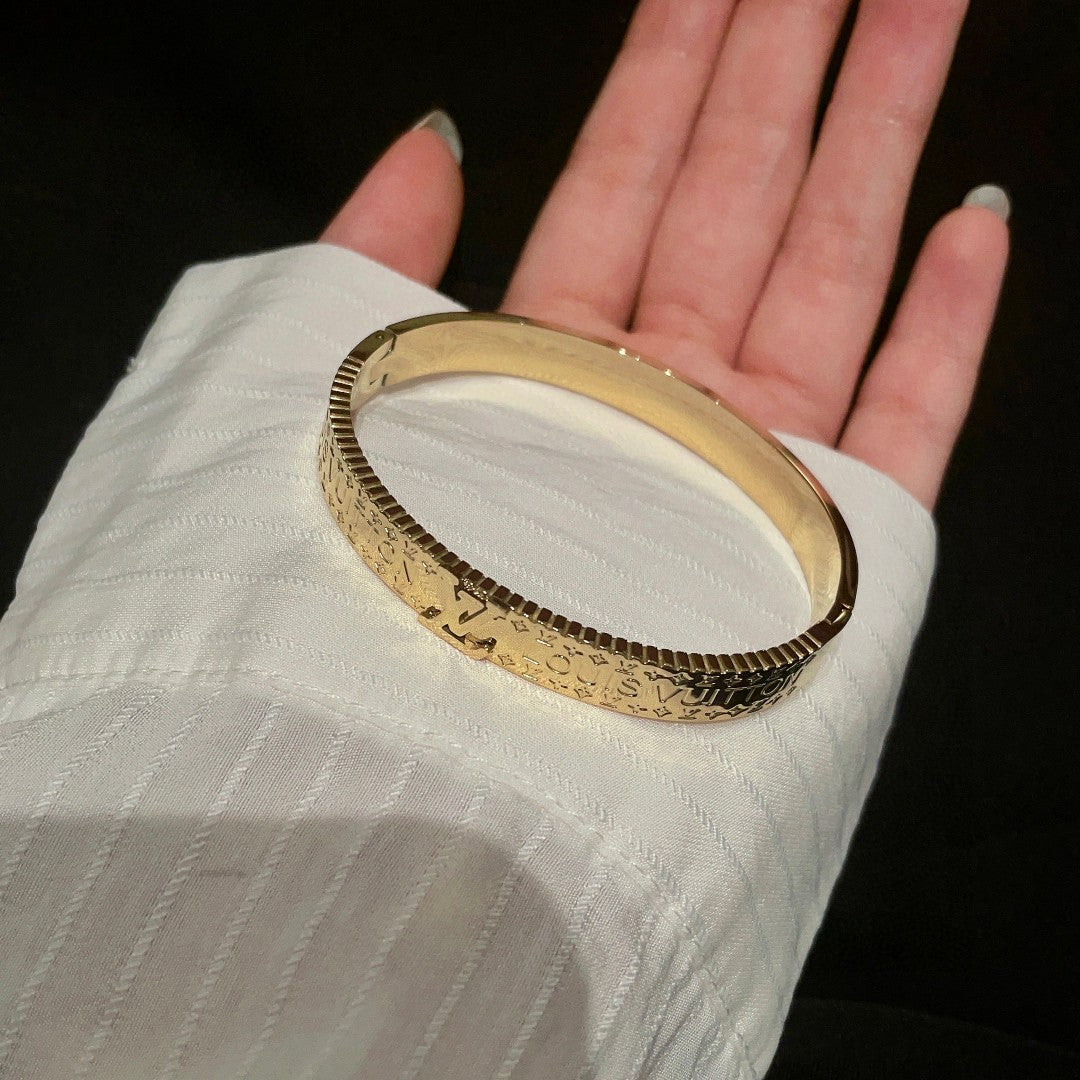 Louis Vuitton Luxury Bracelet | Iconic Elegance & Boutique-Grade Quality 101