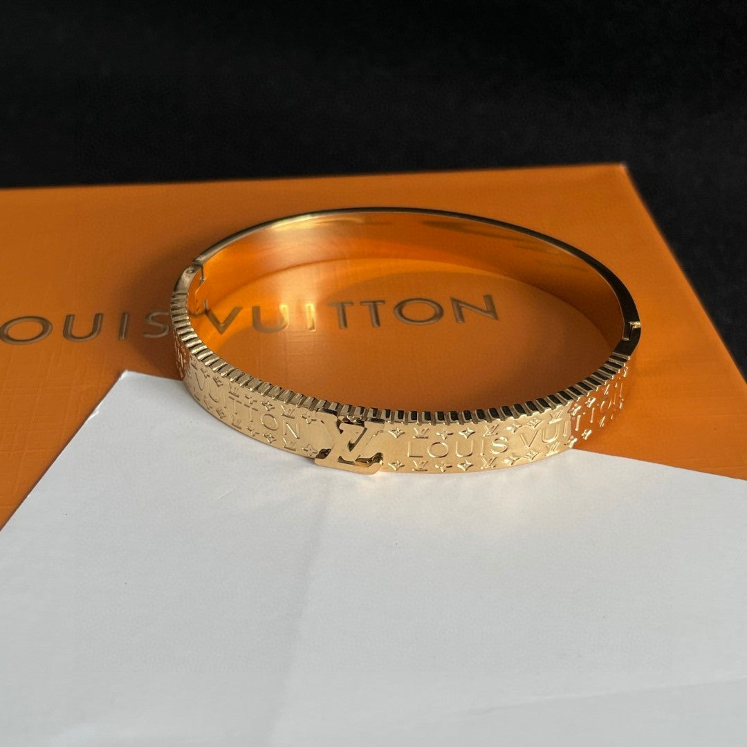 Louis Vuitton Luxury Bracelet | Iconic Elegance & Boutique-Grade Quality 101