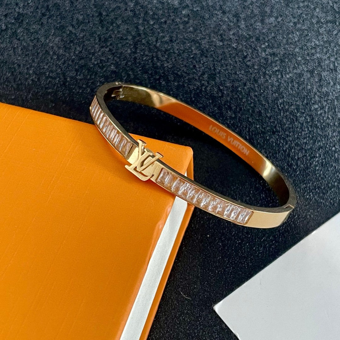 Louis Vuitton Luxury Bracelet | Iconic Elegance & Boutique-Grade Quality 102
