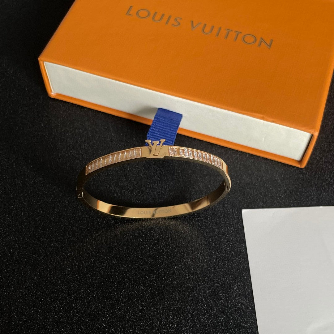 Louis Vuitton Luxury Bracelet | Iconic Elegance & Boutique-Grade Quality 102