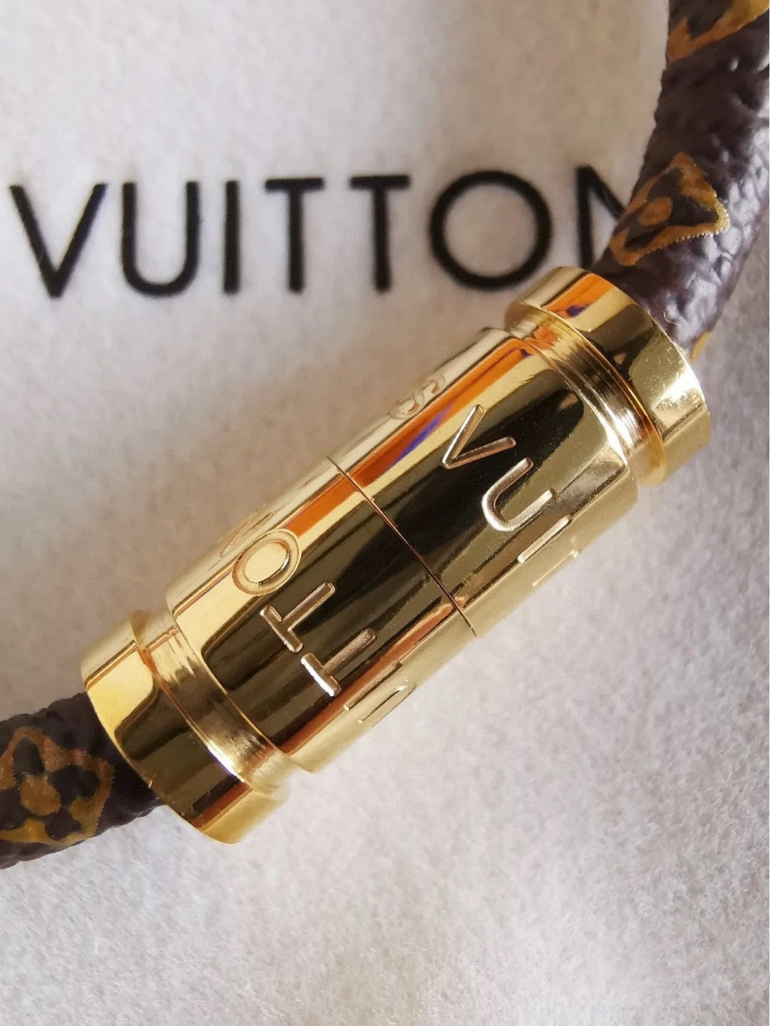 Louis Vuitton Luxury Bracelet | Iconic Elegance & Boutique-Grade Quality 105