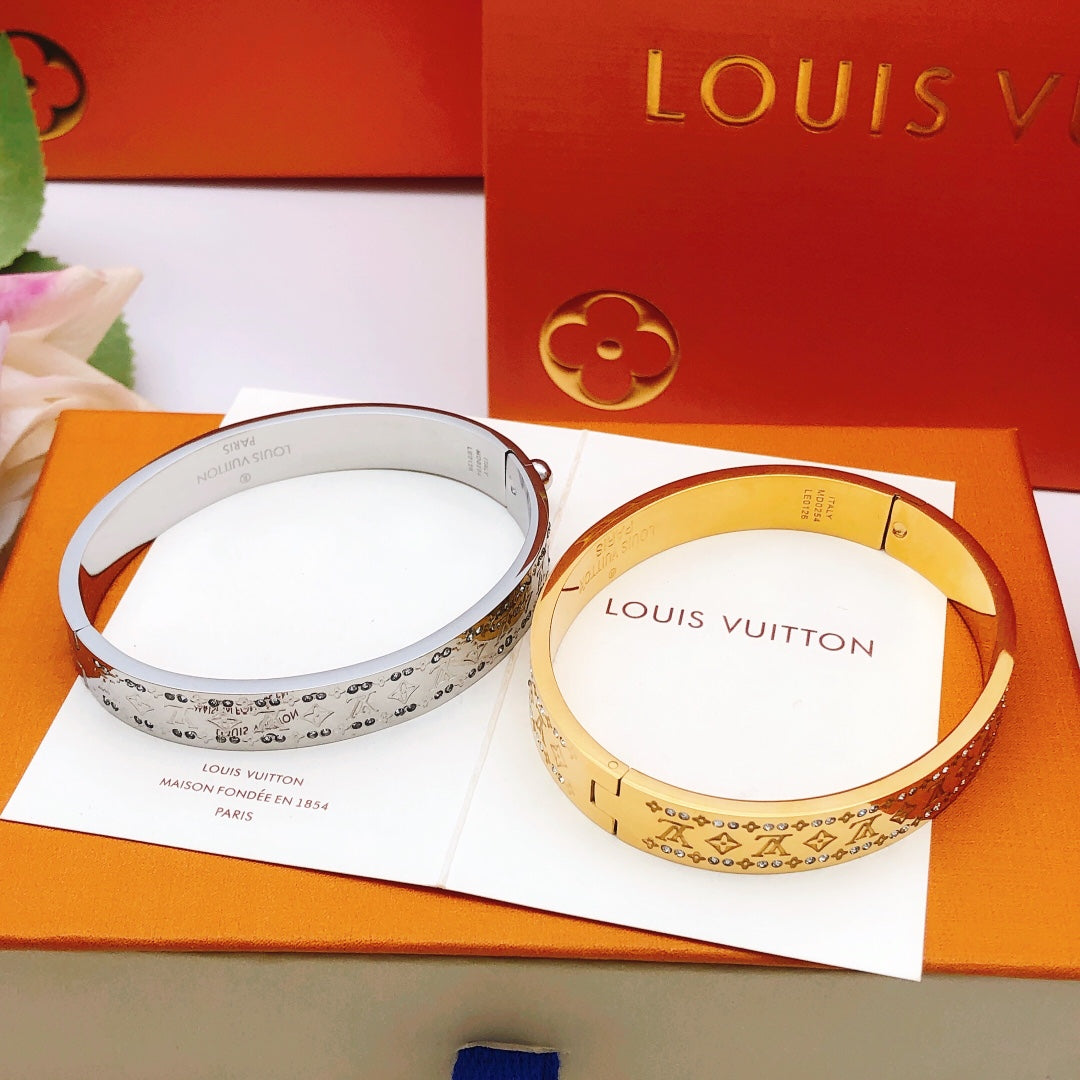 Louis Vuitton Luxury Bracelet | Iconic Elegance & Boutique-Grade Quality 109