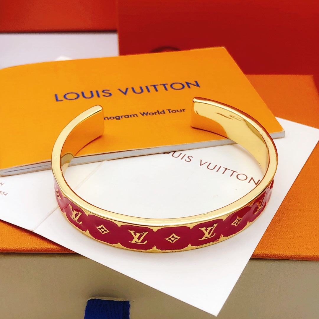 Louis Vuitton Luxury Bracelet | Iconic Elegance & Boutique-Grade Quality 110