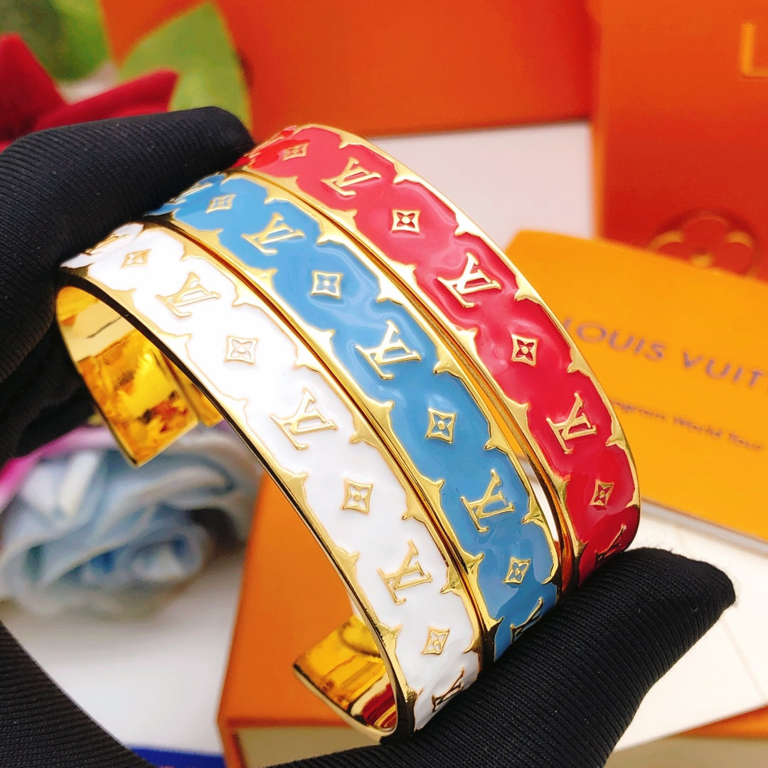 Louis Vuitton Luxury Bracelet | Iconic Elegance & Boutique-Grade Quality 110