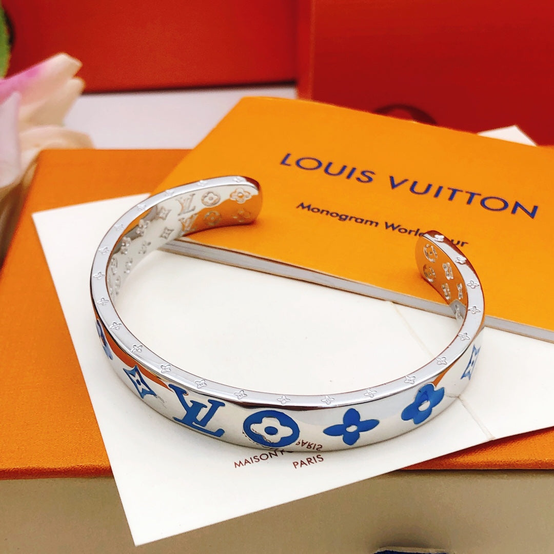 Louis Vuitton Luxury Bracelet | Iconic Elegance & Boutique-Grade Quality 111