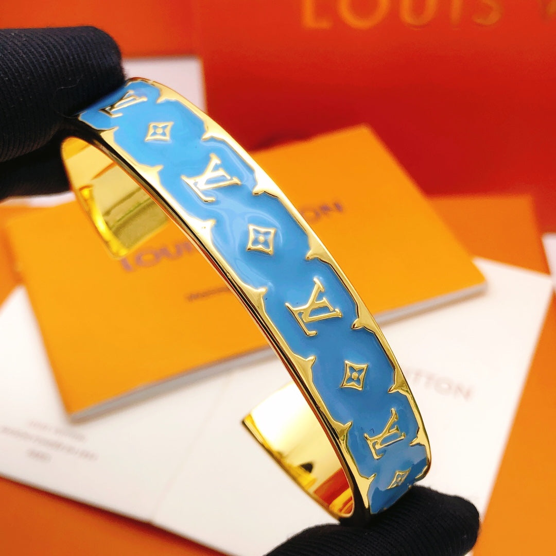 Louis Vuitton Luxury Bracelet | Iconic Elegance & Boutique-Grade Quality 113
