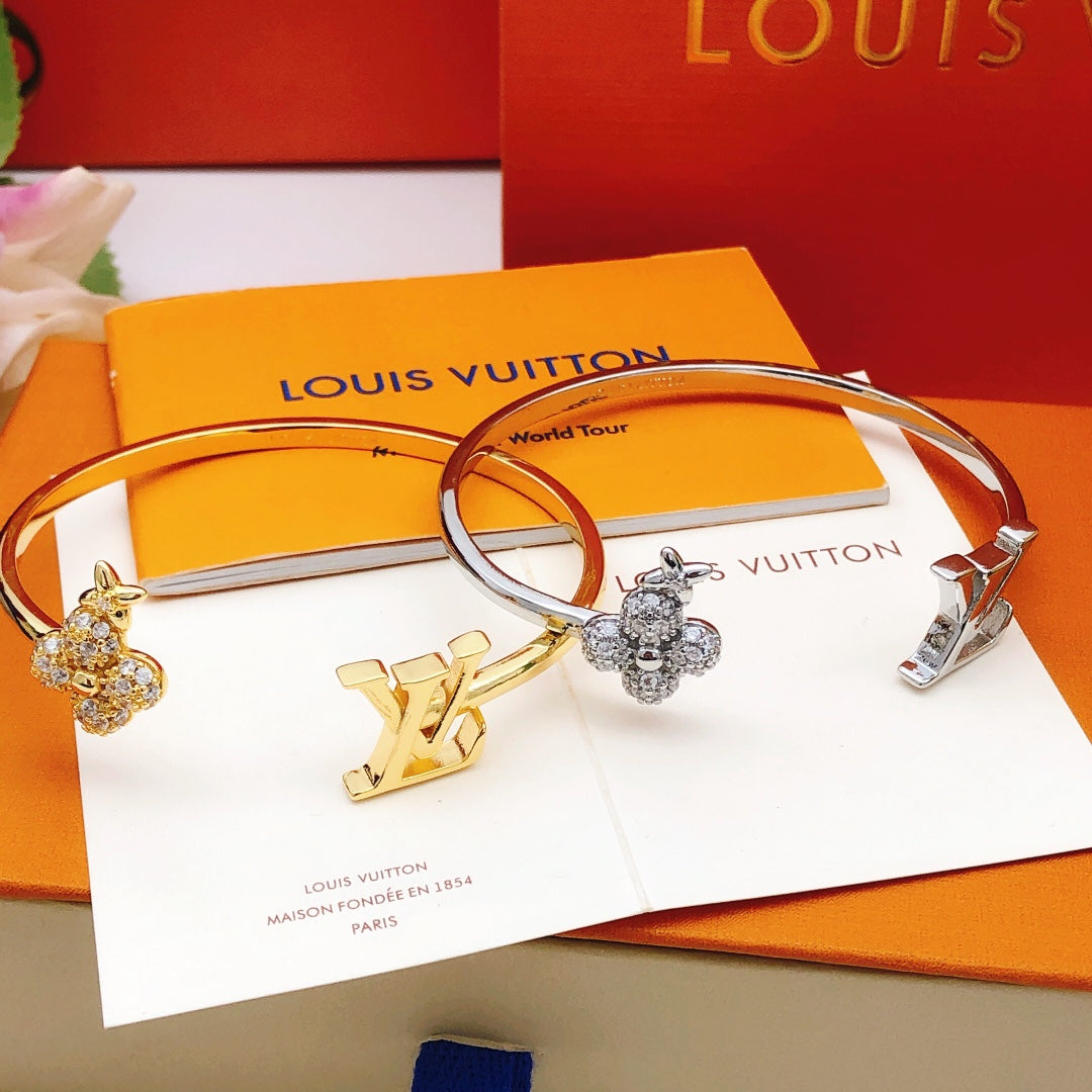 Louis Vuitton Luxury Bracelet | Iconic Elegance & Boutique-Grade Quality 115