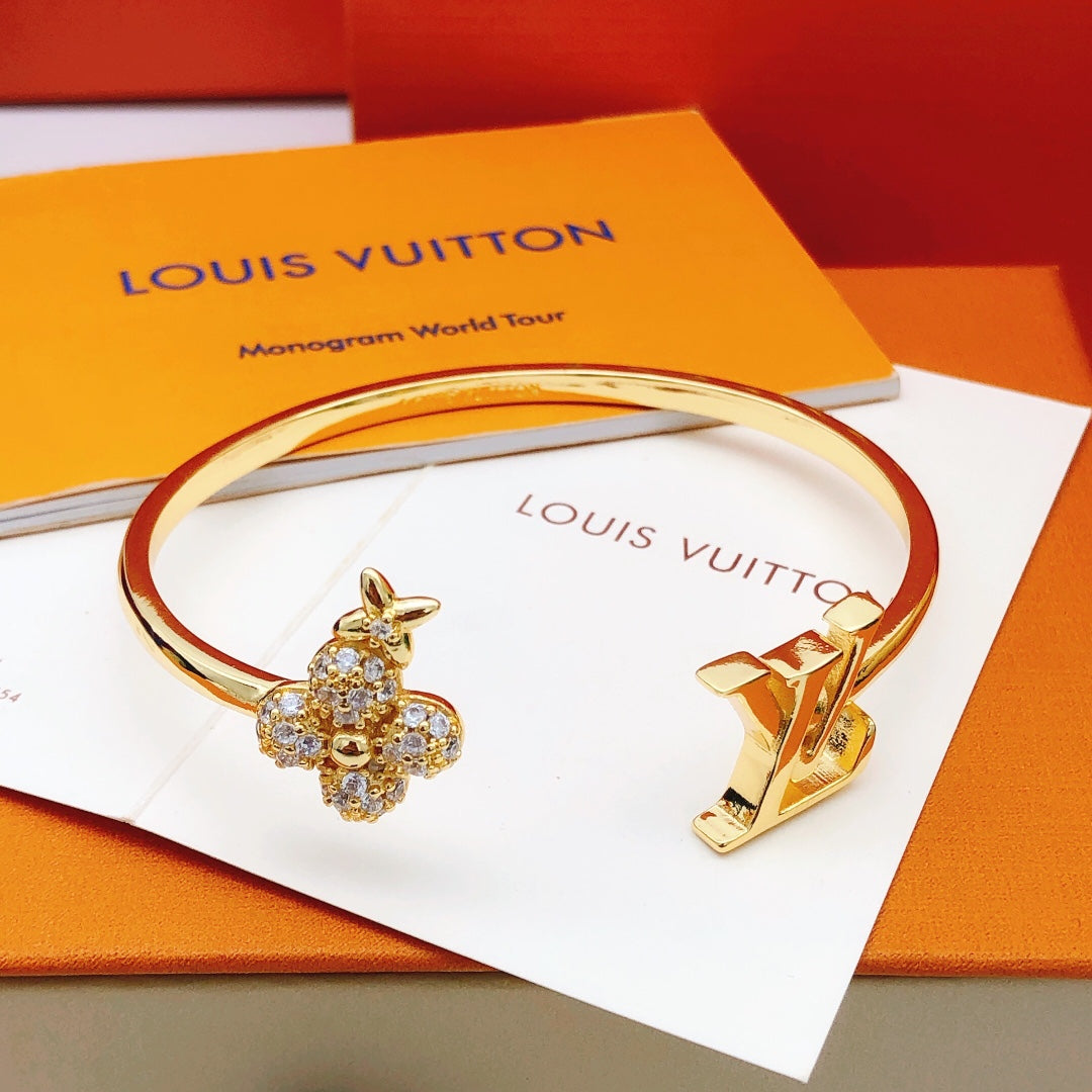 Louis Vuitton Luxury Bracelet | Iconic Elegance & Boutique-Grade Quality 116