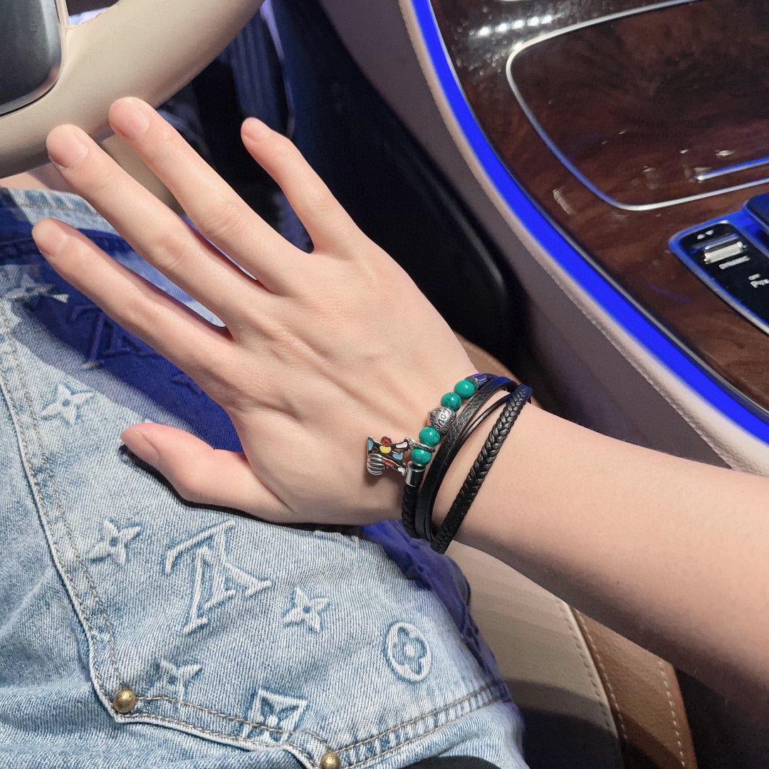 Louis Vuitton Luxury Bracelet | Iconic Elegance & Boutique-Grade Quality 121