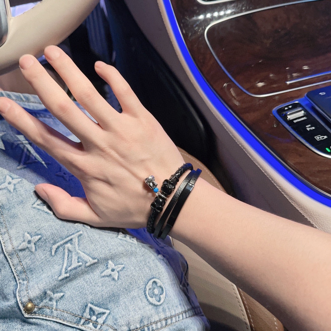 Louis Vuitton Luxury Bracelet | Iconic Elegance & Boutique-Grade Quality 122