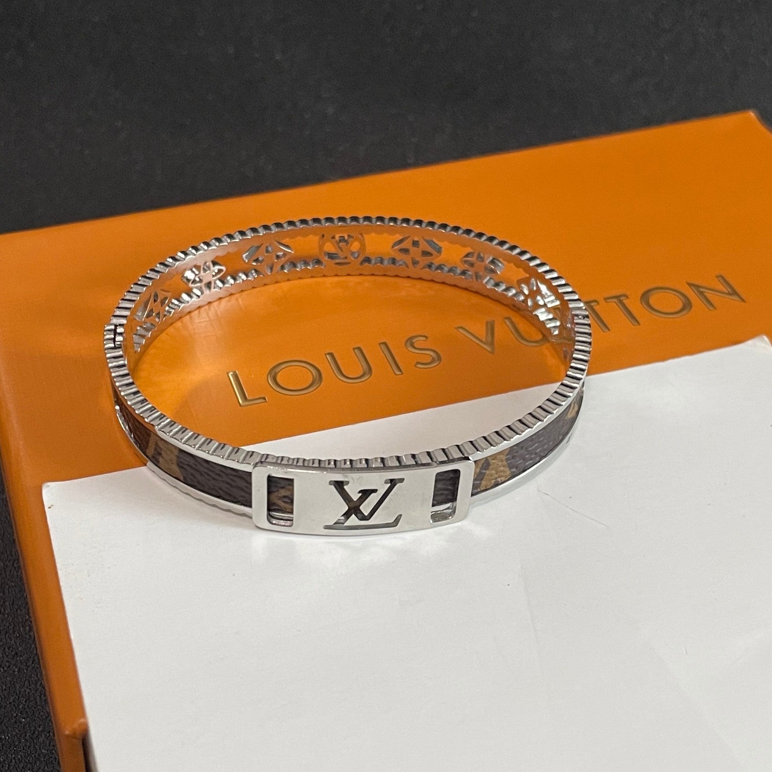 Louis Vuitton Luxury Bracelet | Iconic Elegance & Boutique-Grade Quality 131