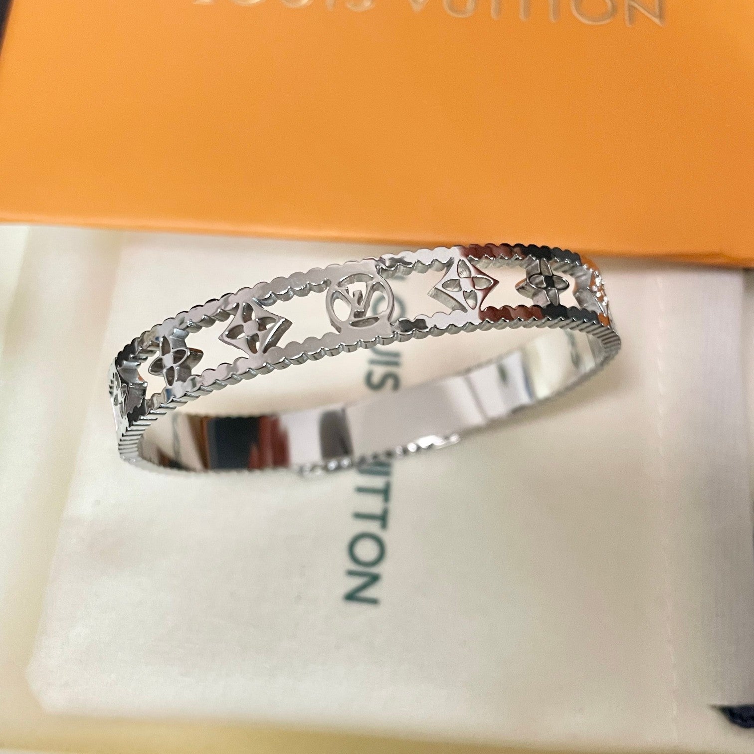 Louis Vuitton Luxury Bracelet | Iconic Elegance & Boutique-Grade Quality 131