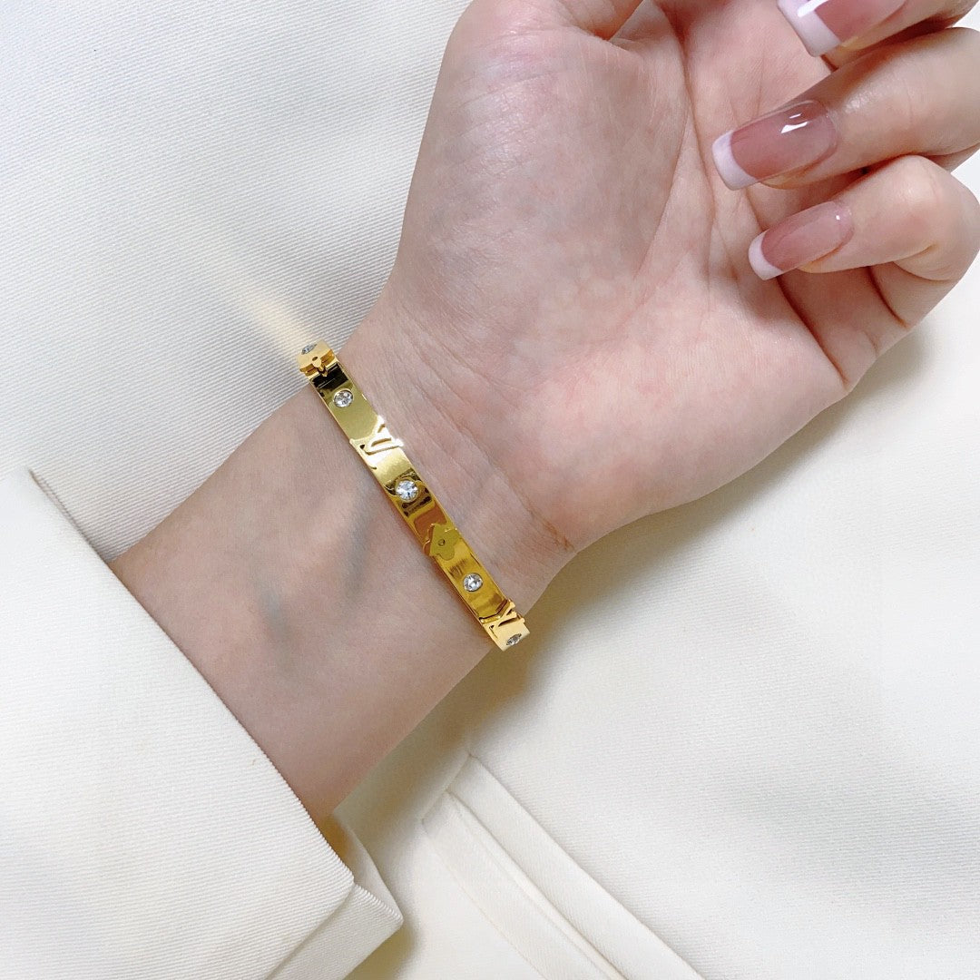 Louis Vuitton Luxury Bracelet | Iconic Elegance & Boutique-Grade Quality 134
