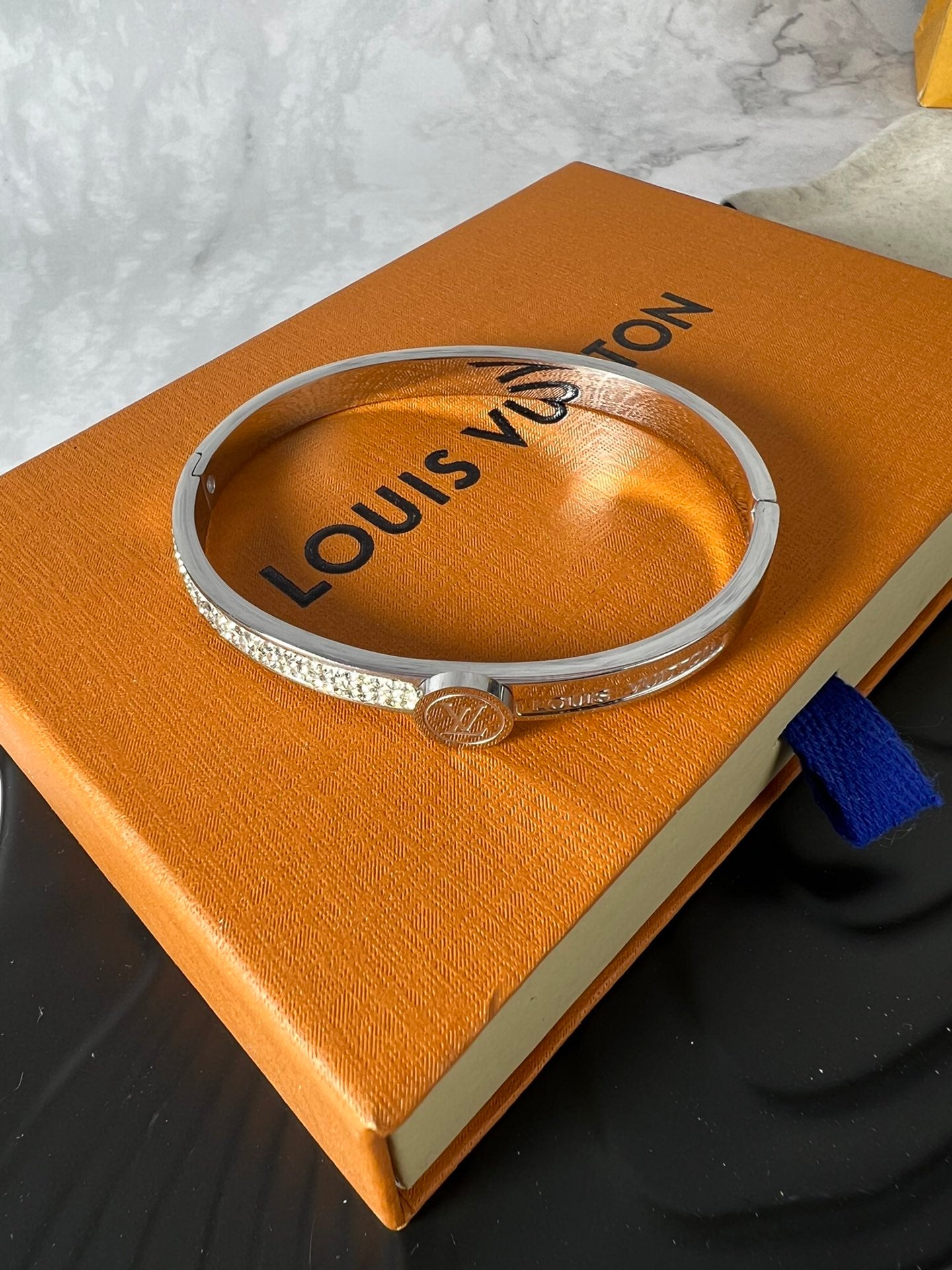 Louis Vuitton Luxury Bracelet | Iconic Elegance & Boutique-Grade Quality 139