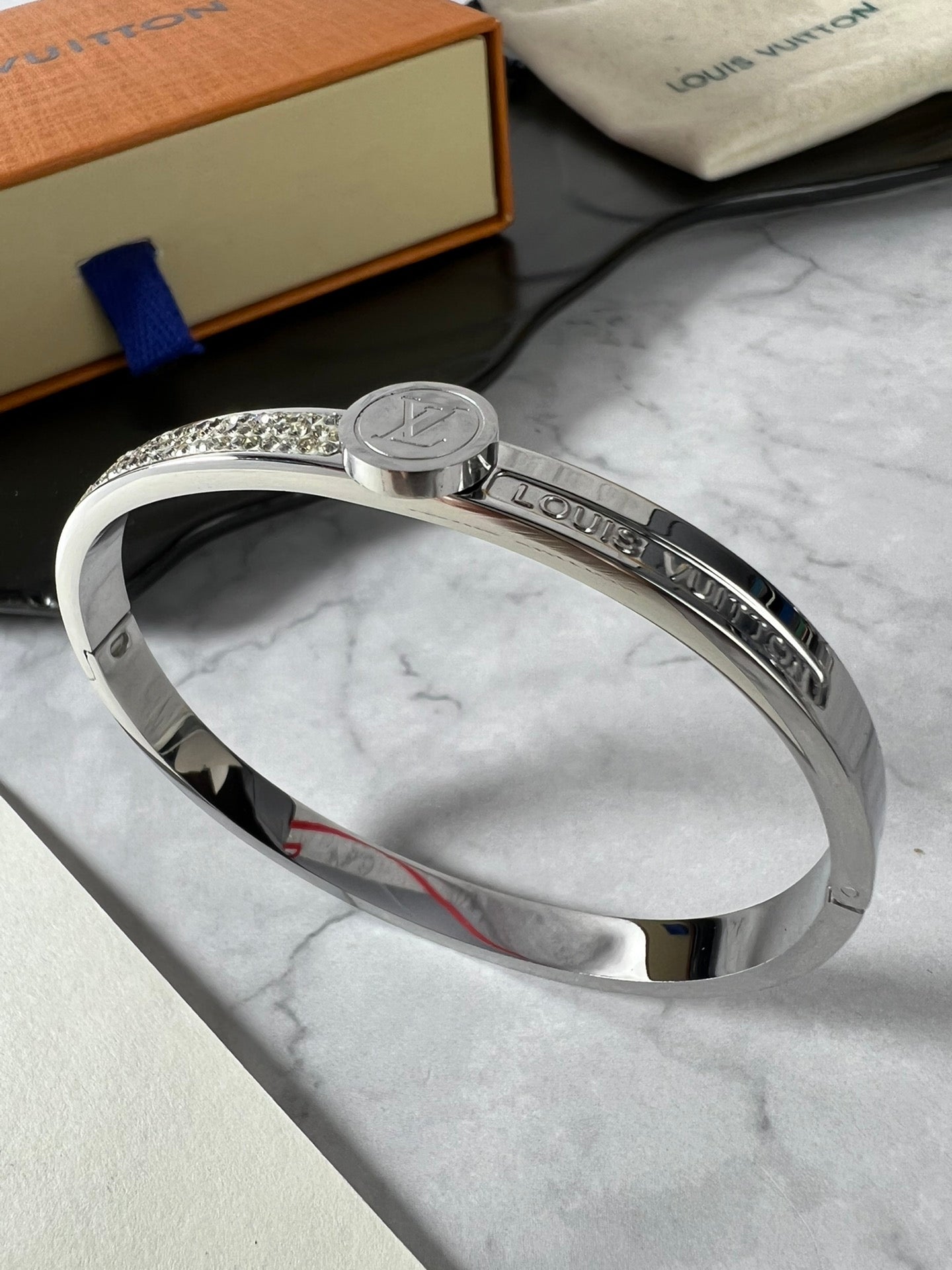 Louis Vuitton Luxury Bracelet | Iconic Elegance & Boutique-Grade Quality 139