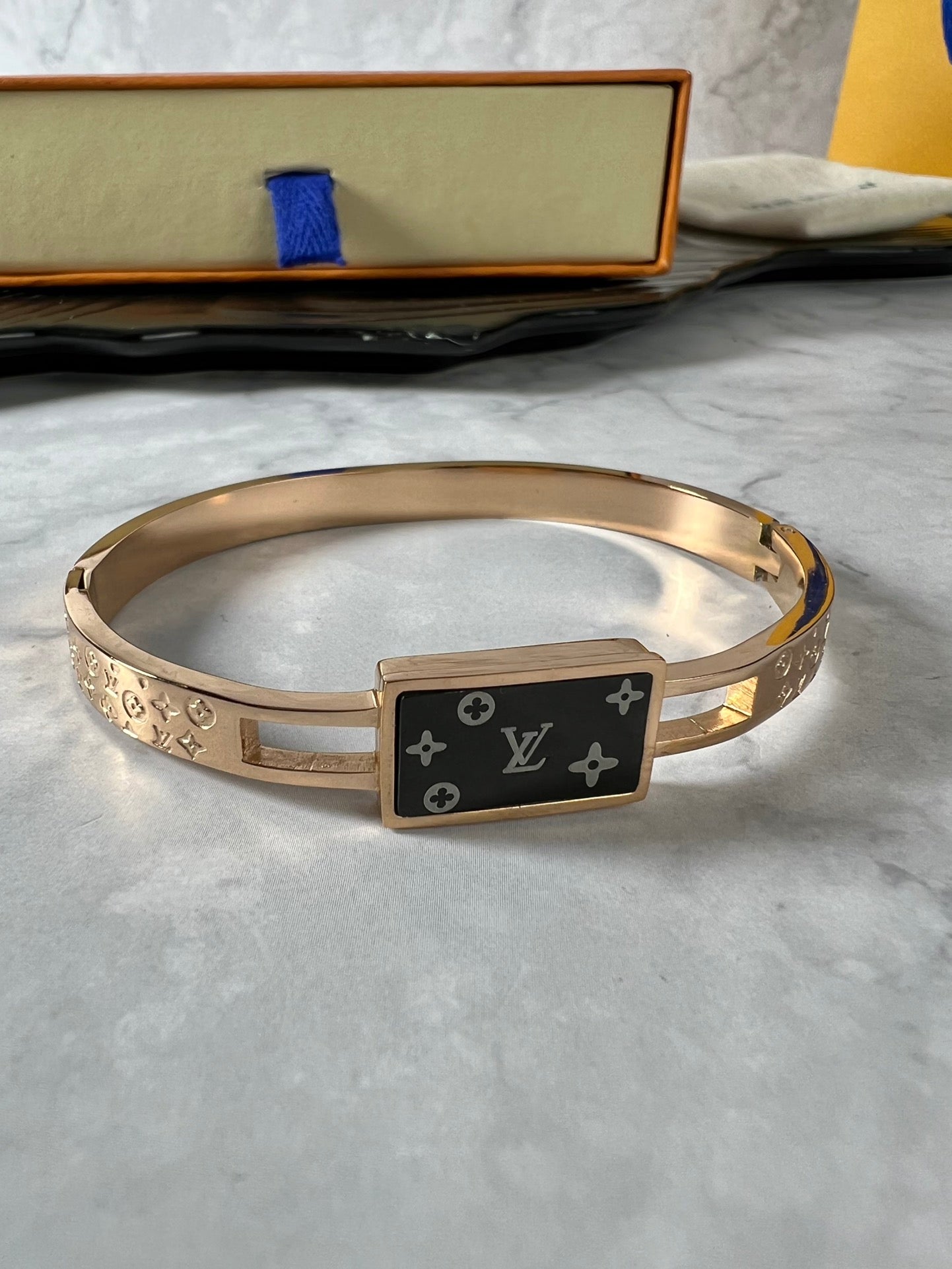Louis Vuitton Luxury Bracelet | Iconic Elegance & Boutique-Grade Quality 142