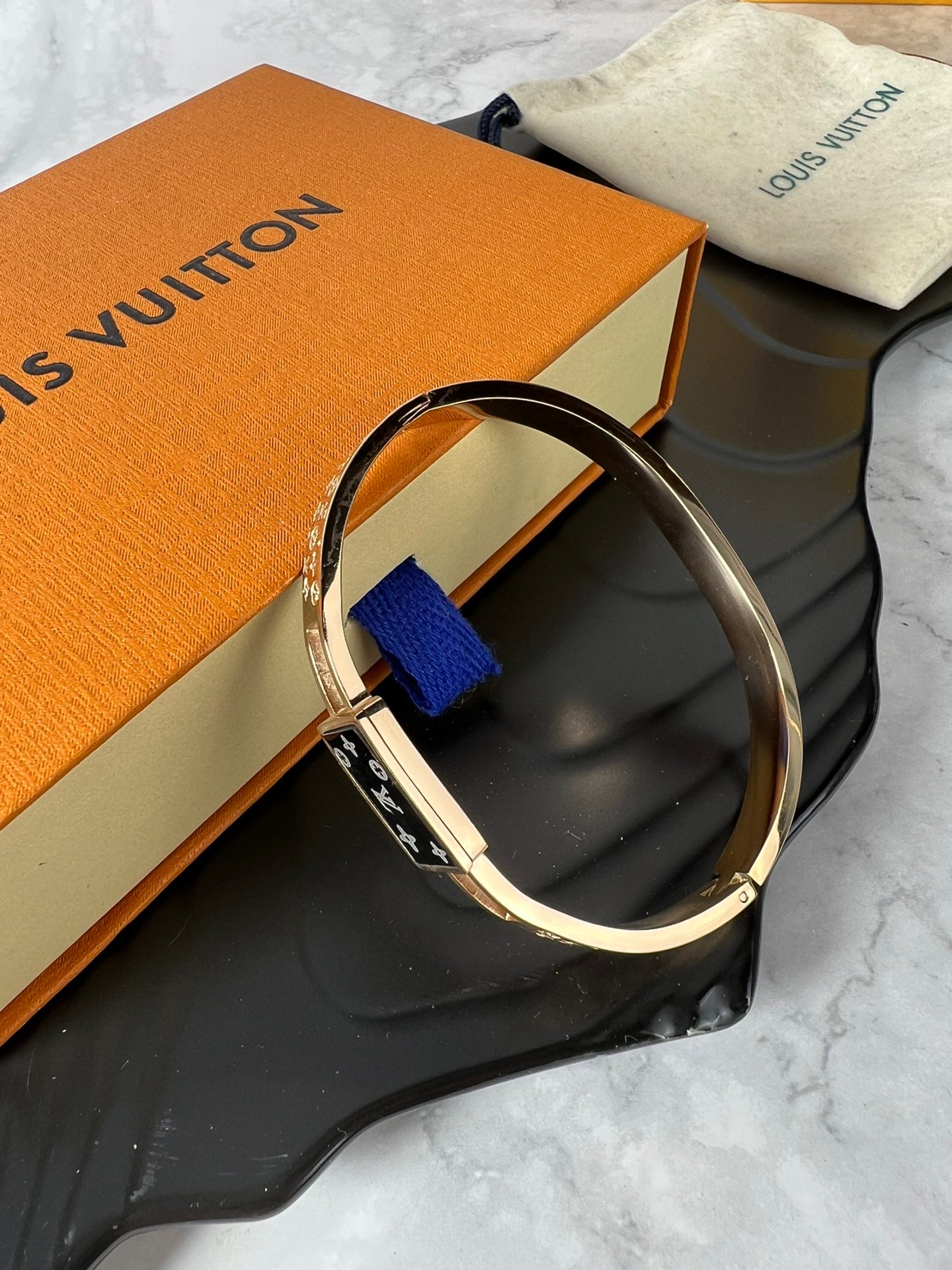 Louis Vuitton Luxury Bracelet | Iconic Elegance & Boutique-Grade Quality 142