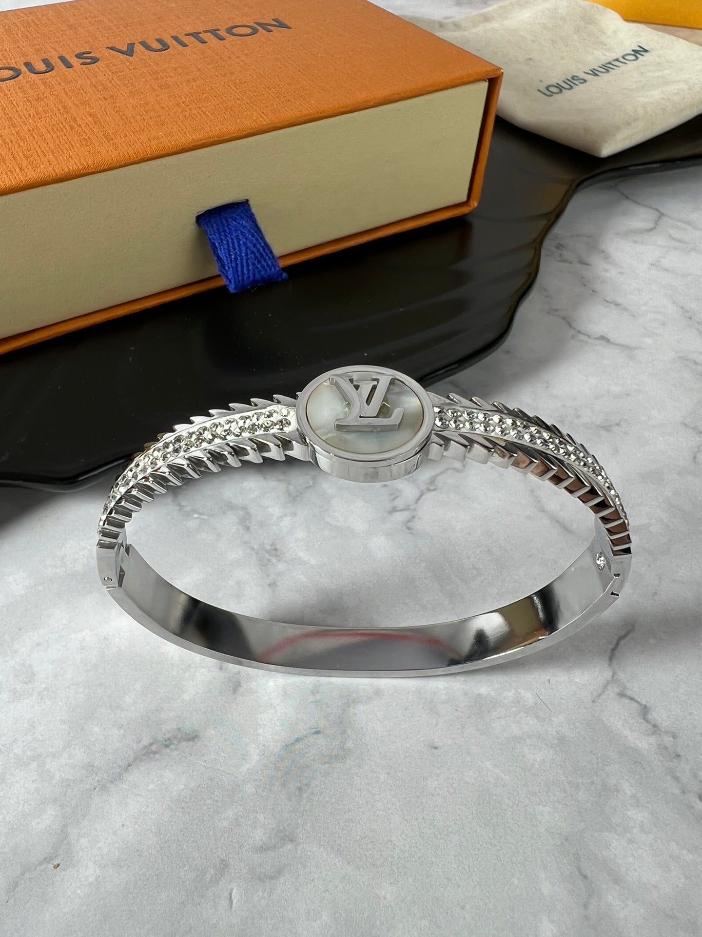 Louis Vuitton Luxury Bracelet | Iconic Elegance & Boutique-Grade Quality 144