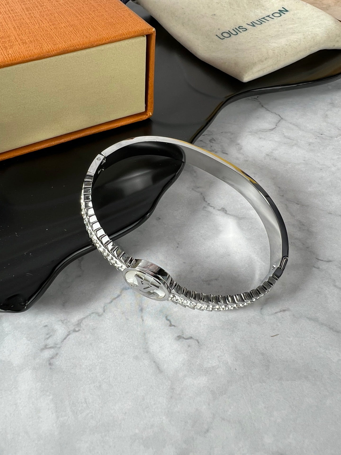 Louis Vuitton Luxury Bracelet | Iconic Elegance & Boutique-Grade Quality 144