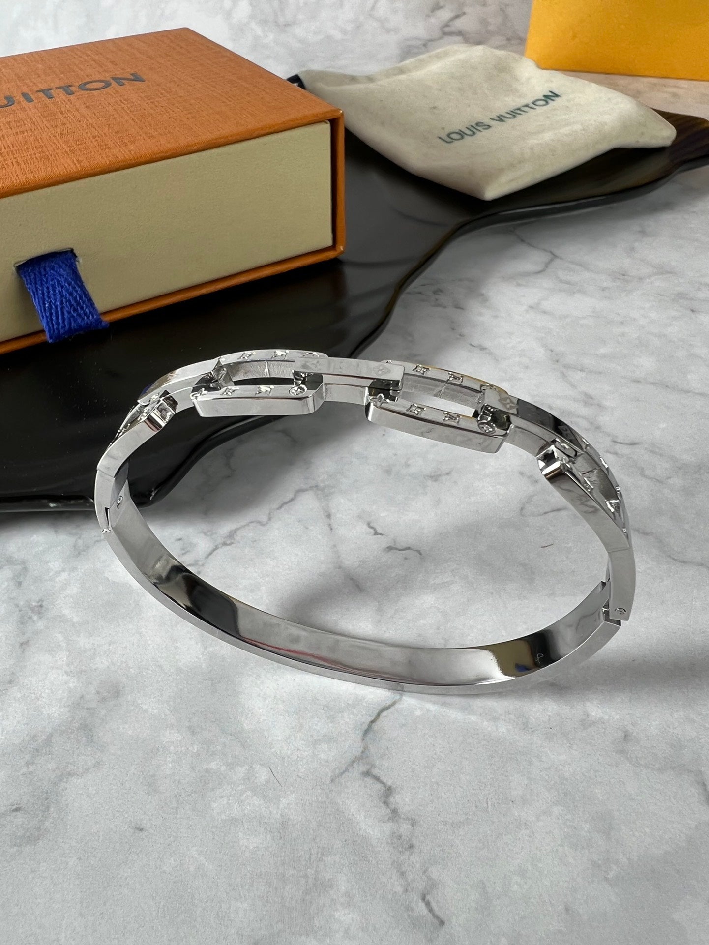 Louis Vuitton Luxury Bracelet | Iconic Elegance & Boutique-Grade Quality 146