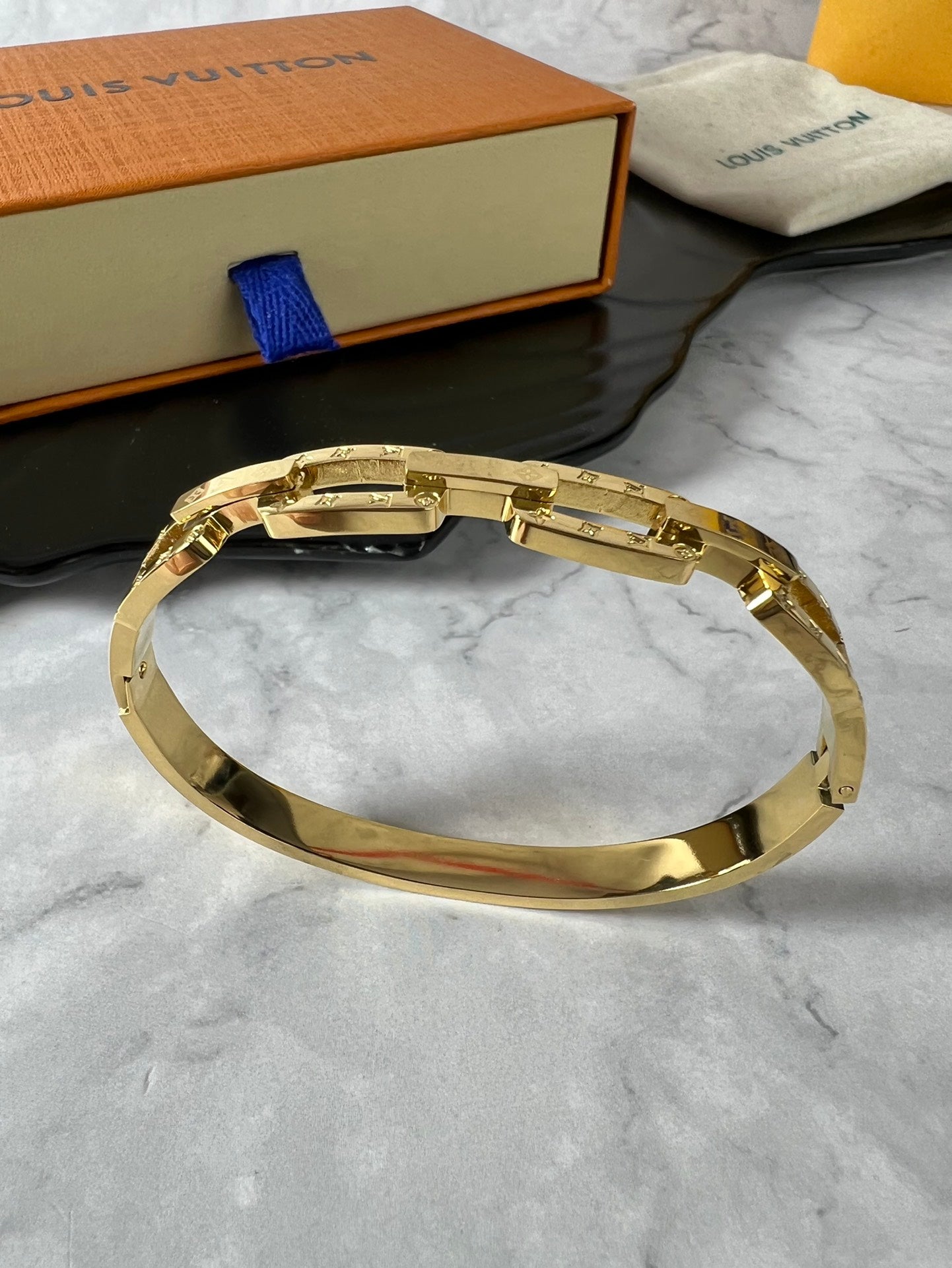 Louis Vuitton Luxury Bracelet | Iconic Elegance & Boutique-Grade Quality 146