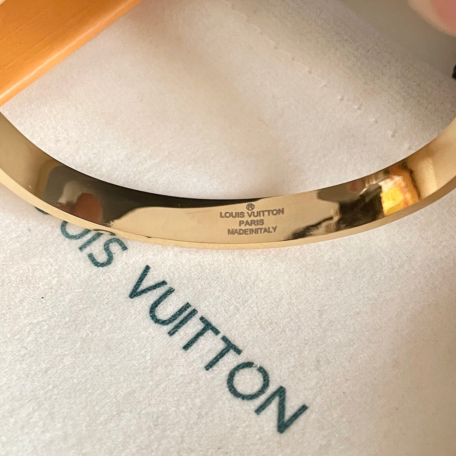 Louis Vuitton Luxury Bracelet | Iconic Elegance & Boutique-Grade Quality 158